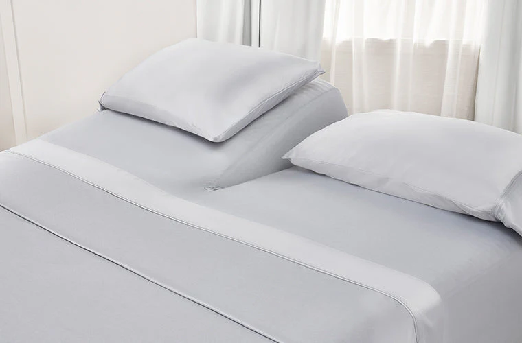 BedGear Dri-Tec Sheet Set, Light Grey, Split Head Cal King - Image 4