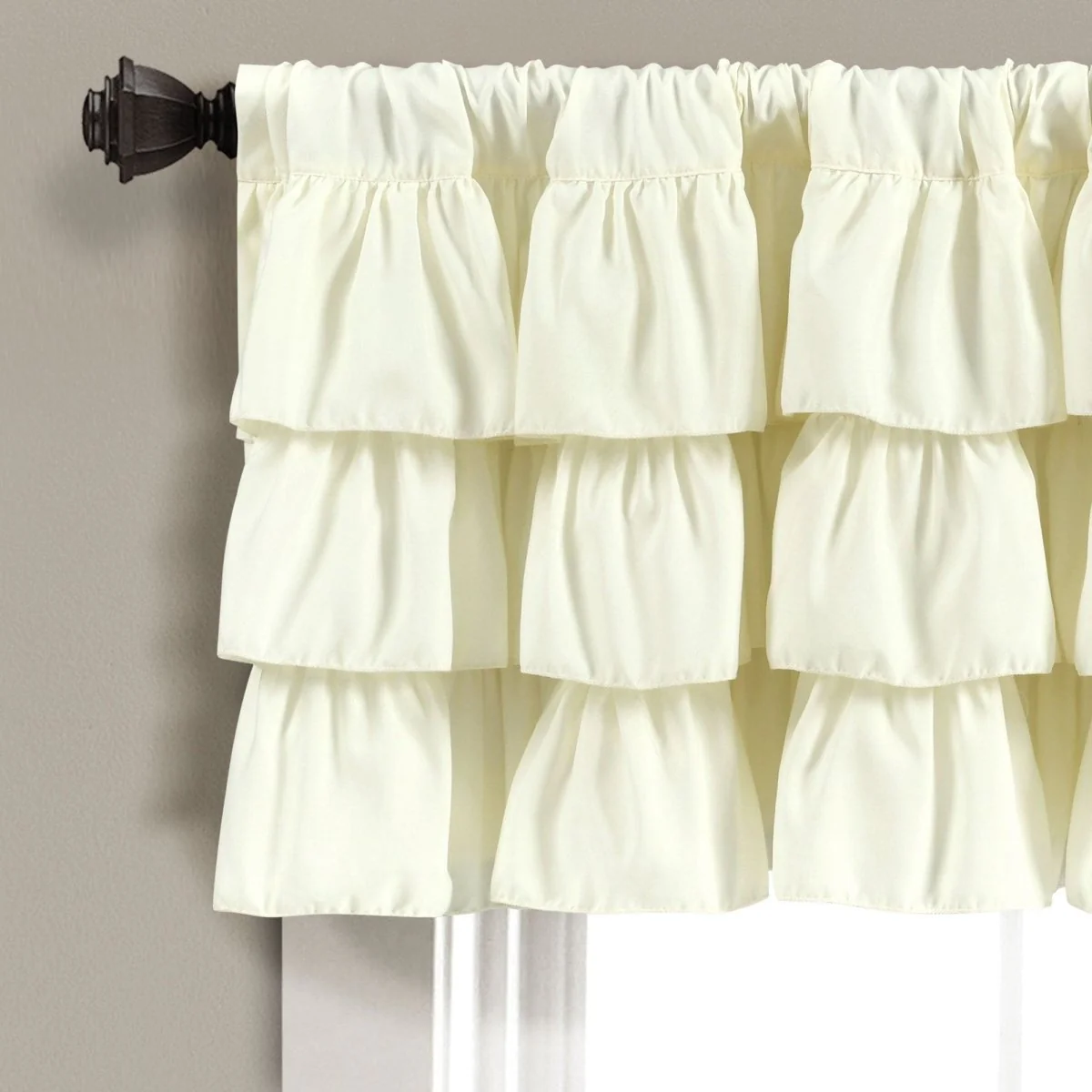 Belle Valance - Image 4