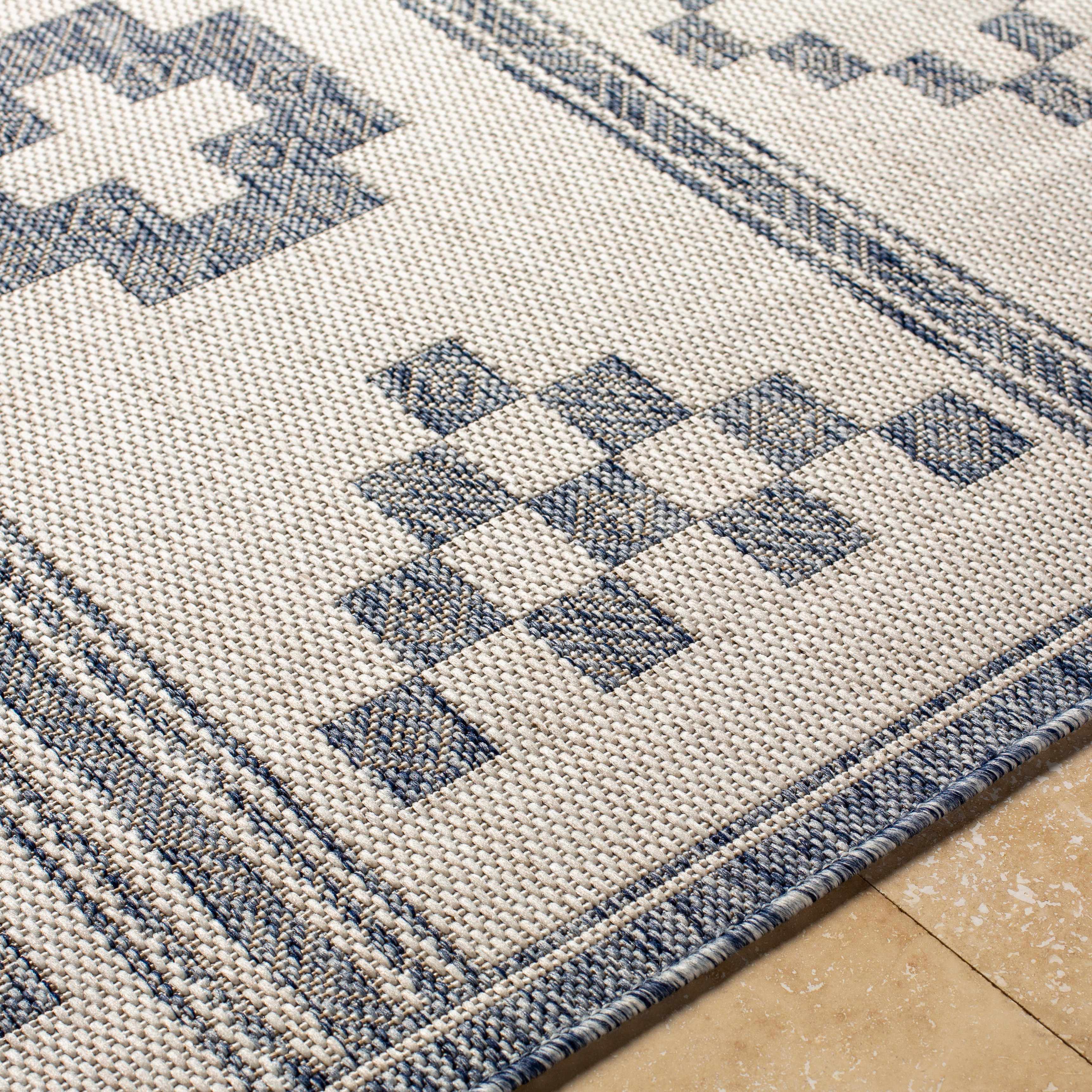 Besao Indoor & Outdoor Rug - Clearance - Image 7