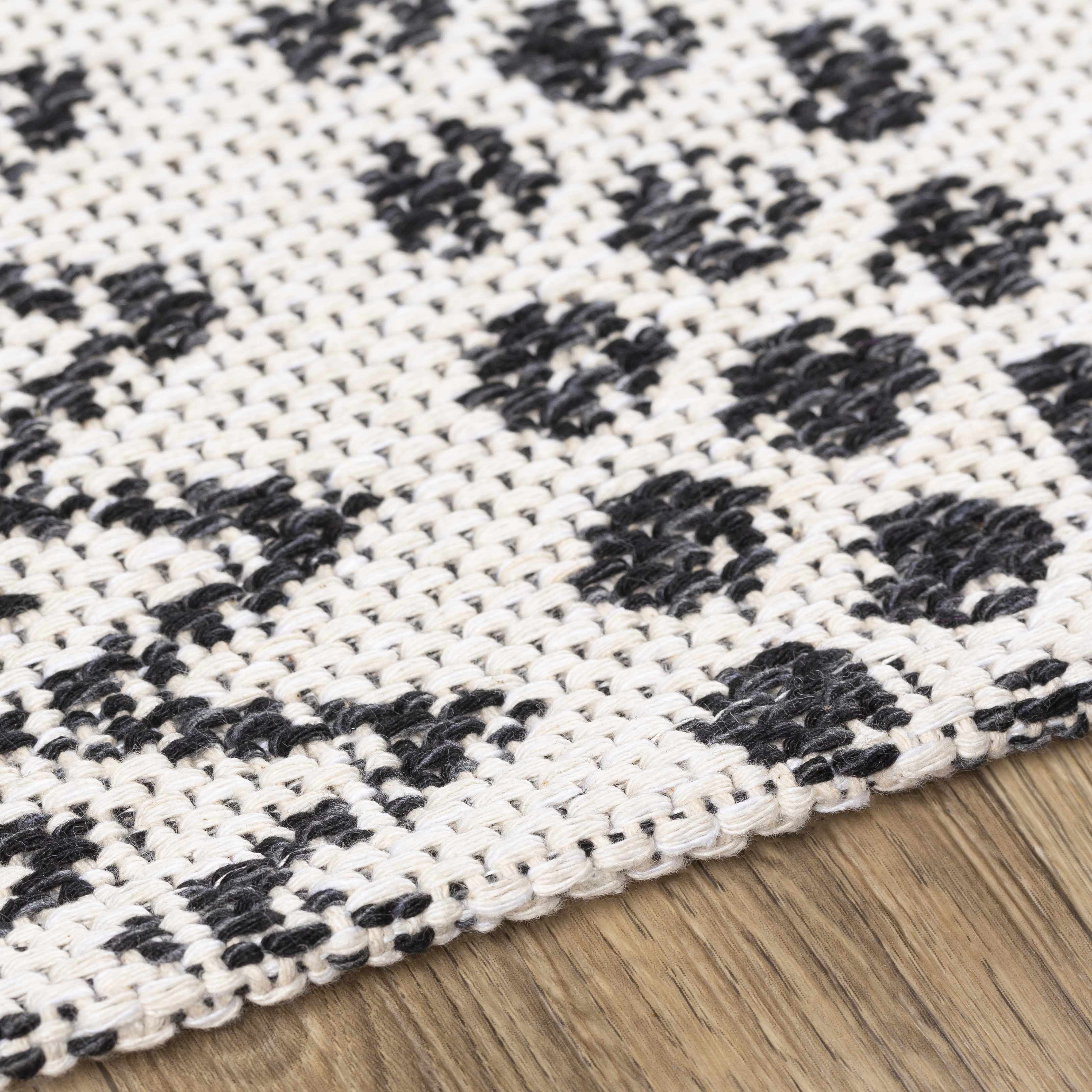 Bewbush Washable Area Rug - Clearance - Image 4