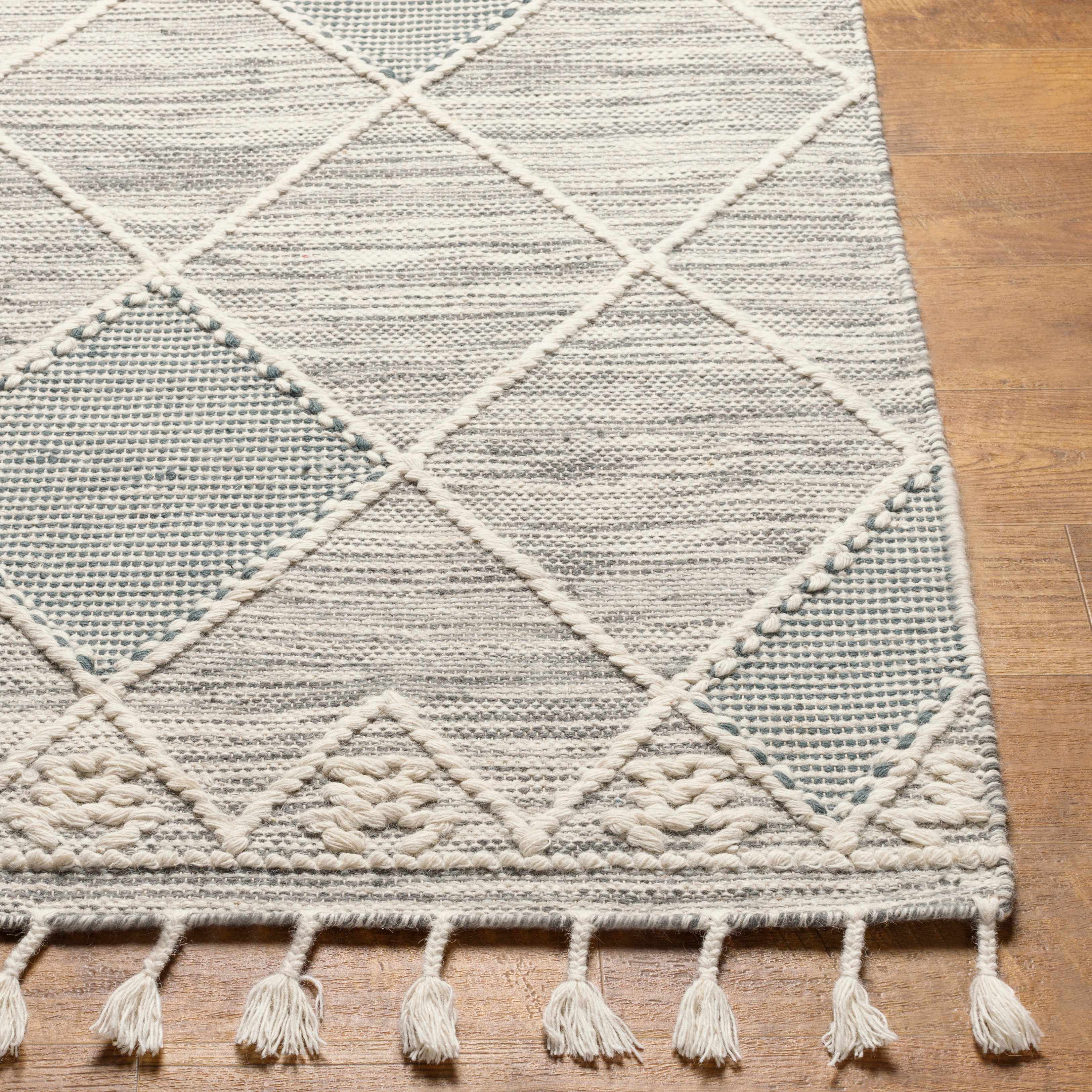 Bicos Tasseled Jute Rug - Clearance - Image 6