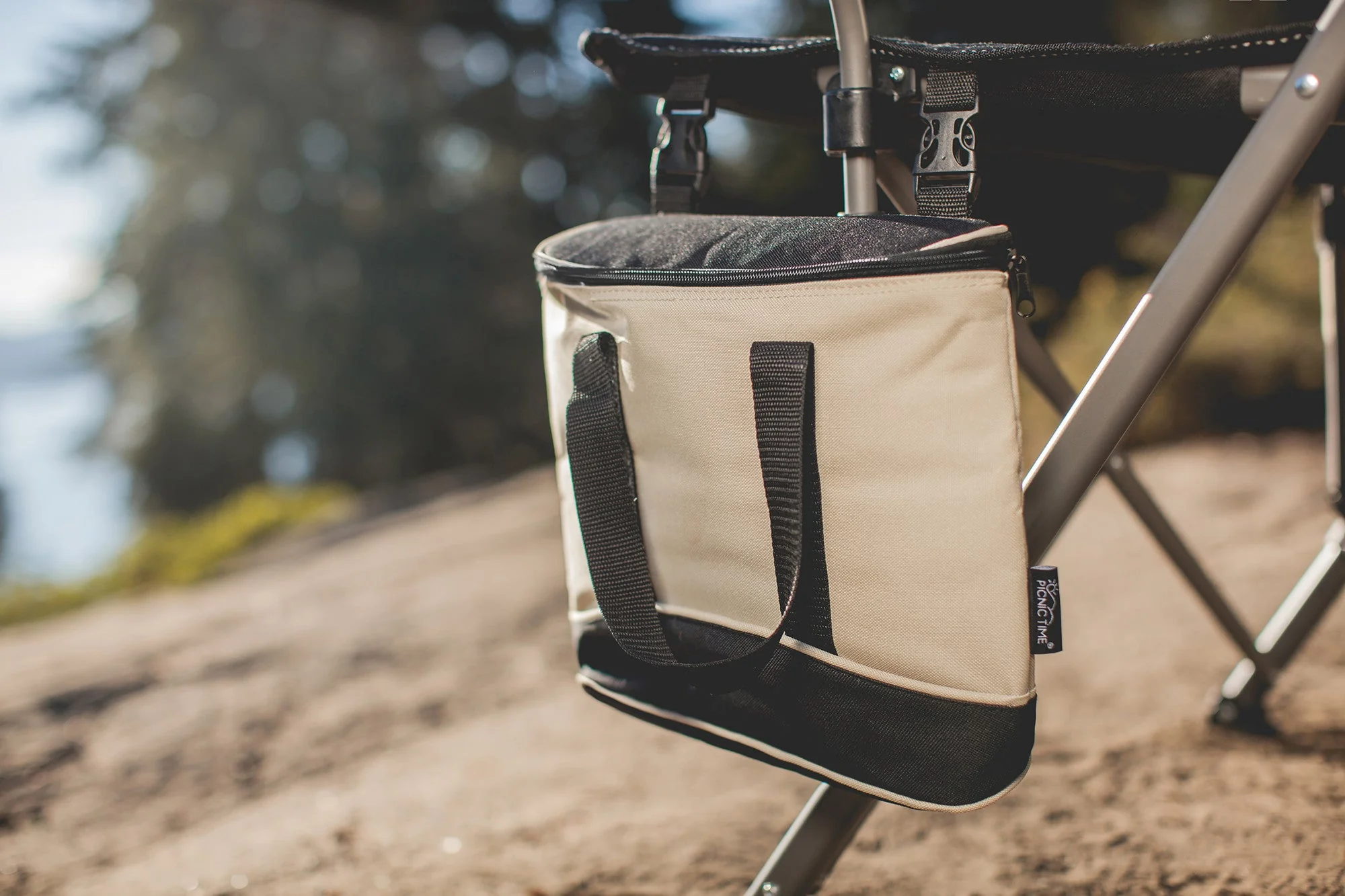 Big Bear XXL Camping Chair with Cooler - Image 12