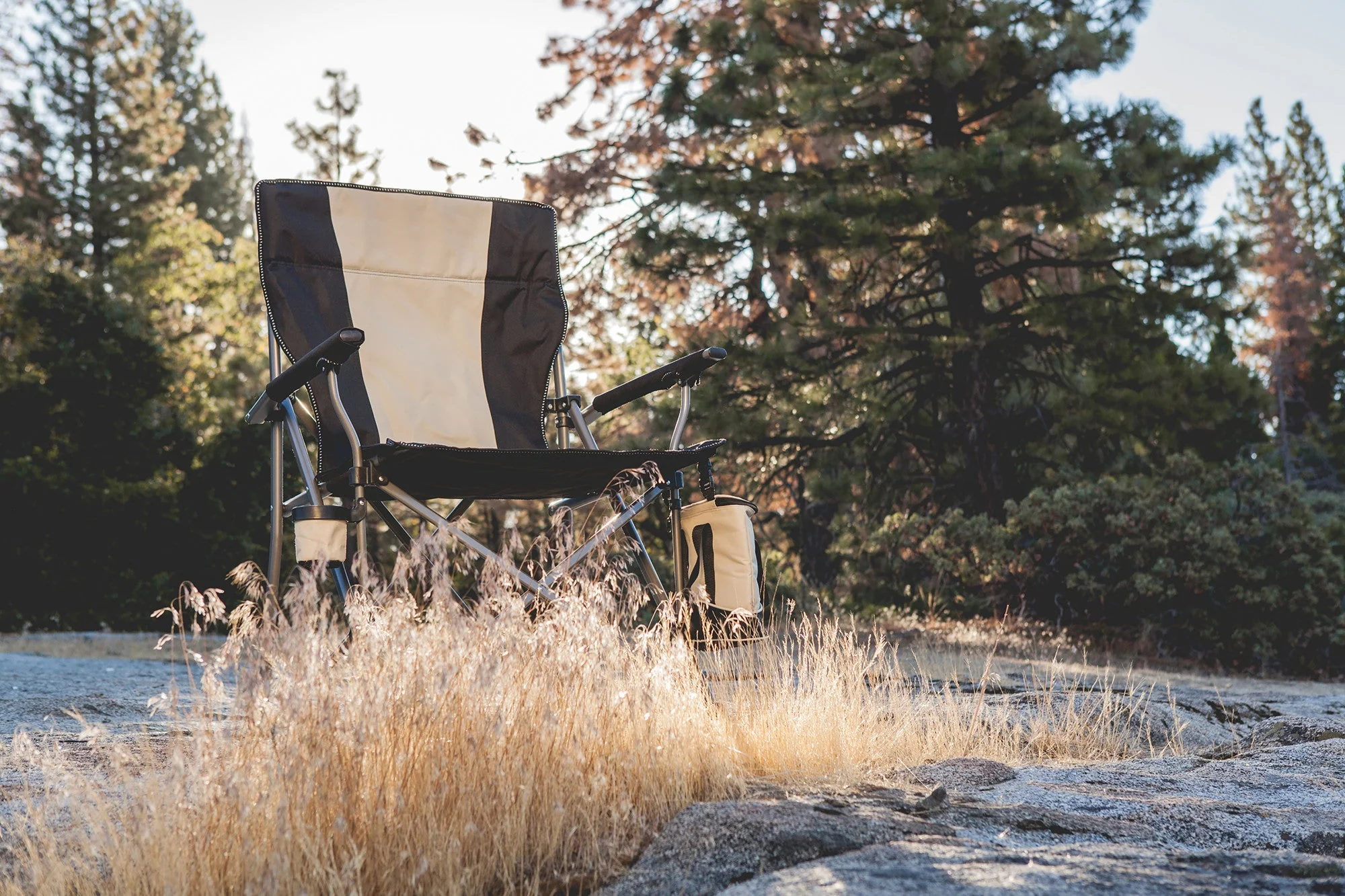 Big Bear XXL Camping Chair with Cooler - Image 8