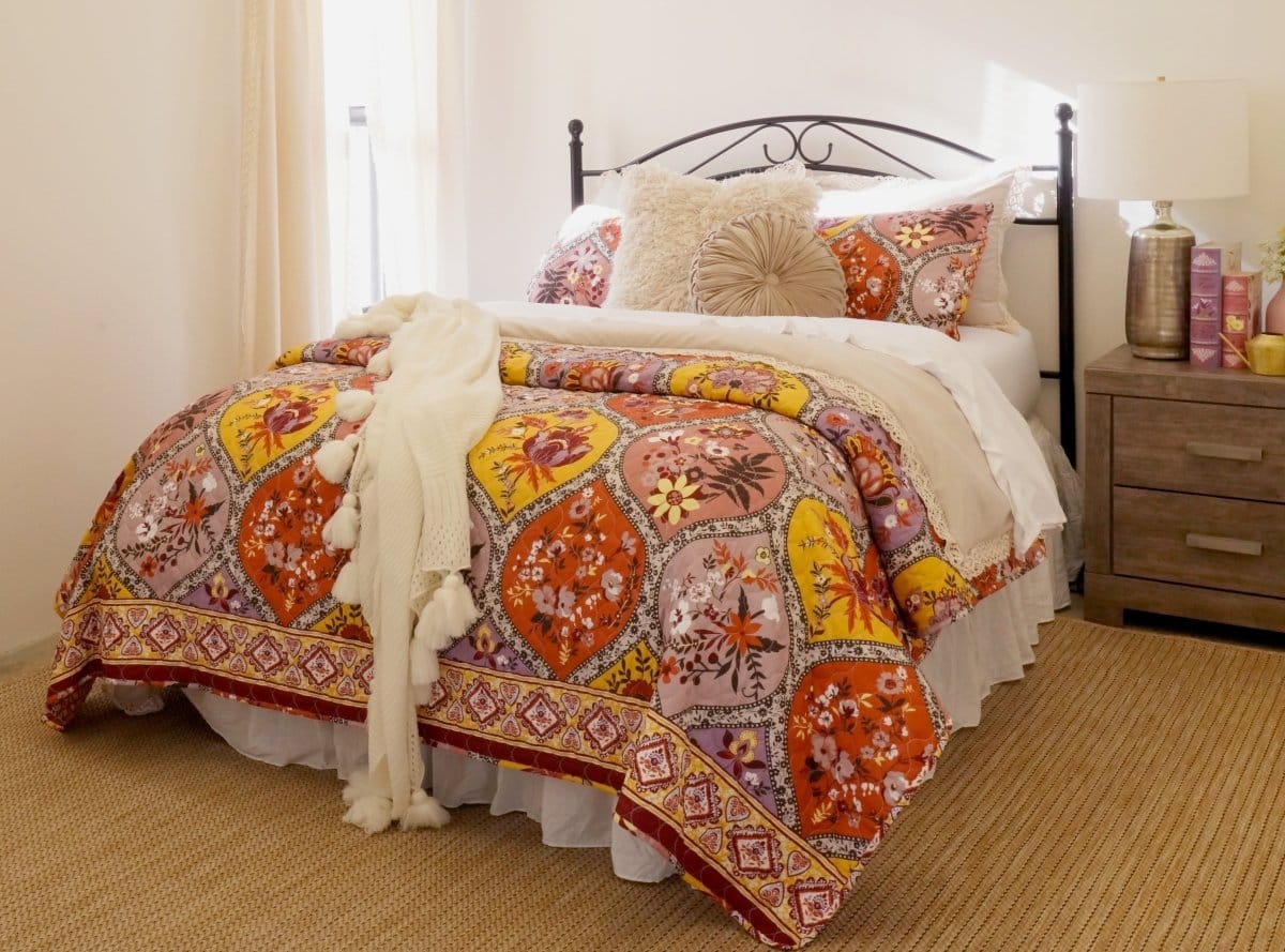 Bohemian Flower Cotton Quilt 3 Piece Set - Image 4