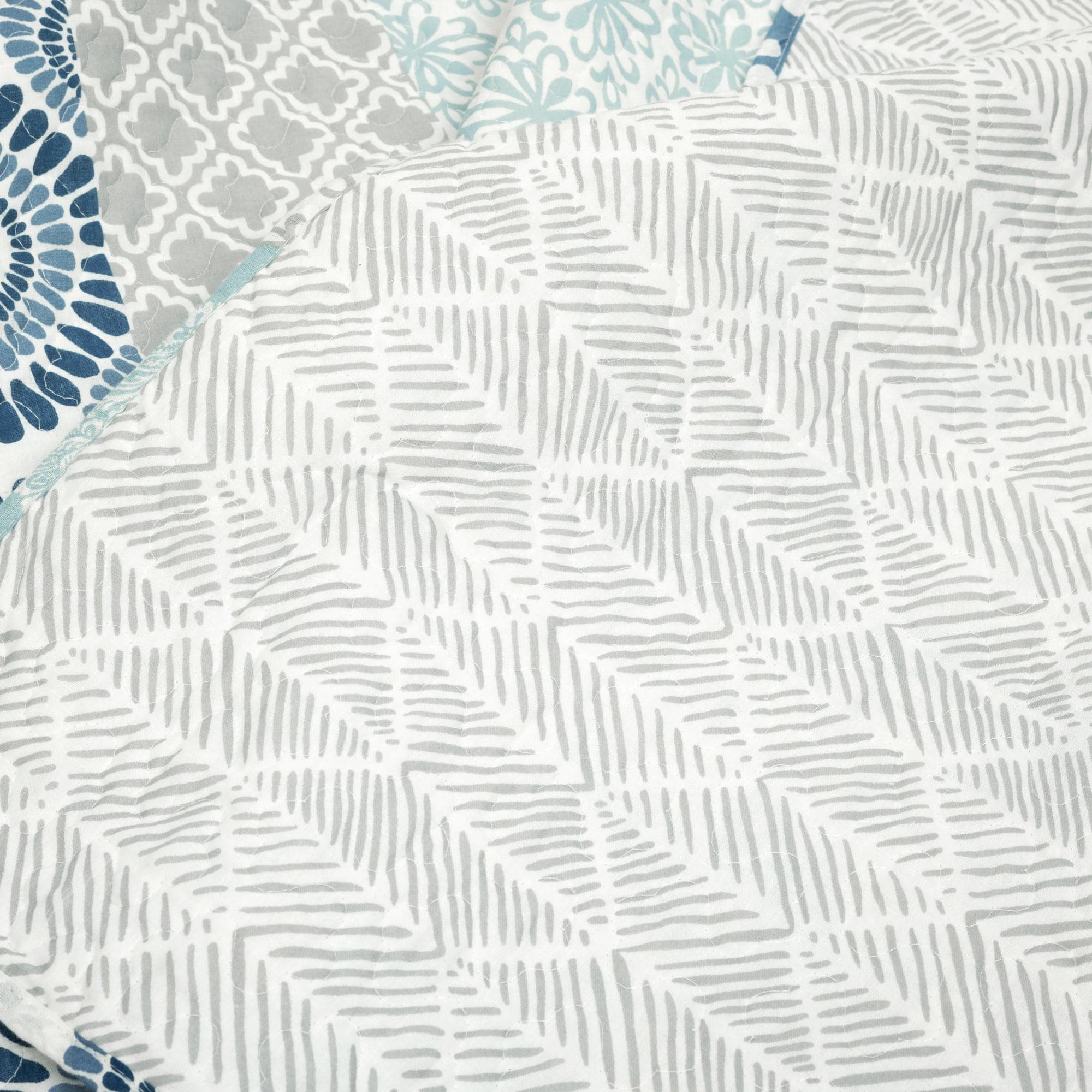 Bohemian Stripe Quilt 3 Piece Set - Image 23
