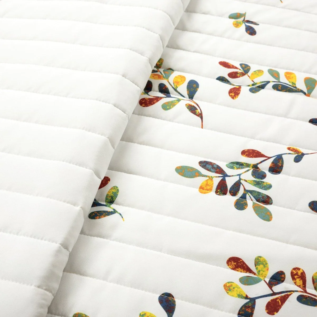 Boho Botanical Leaf Reversible 3 Piece Quilt Set - Image 6