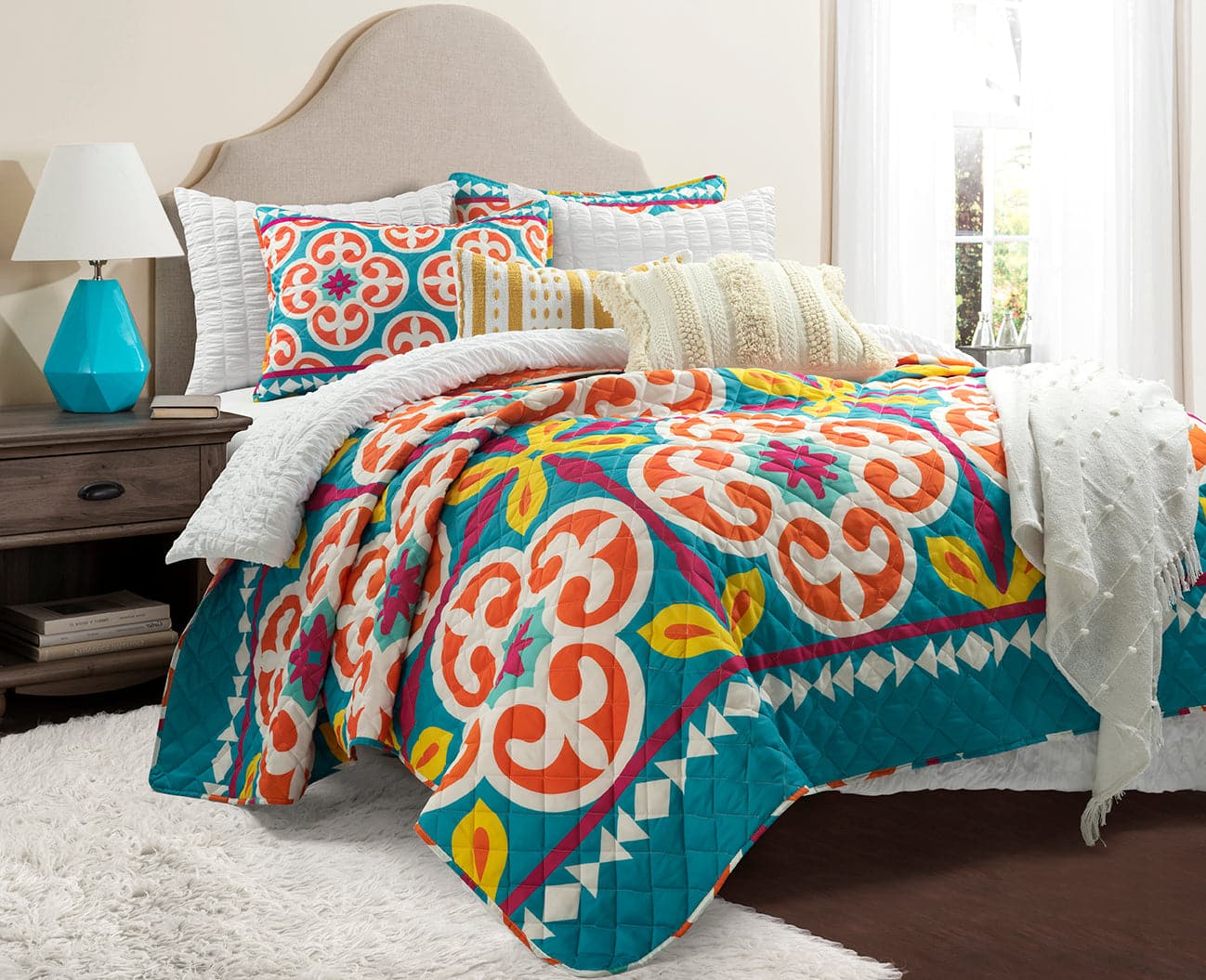 Boho Floral Reversible 3 Piece Quilt Set - Image 2