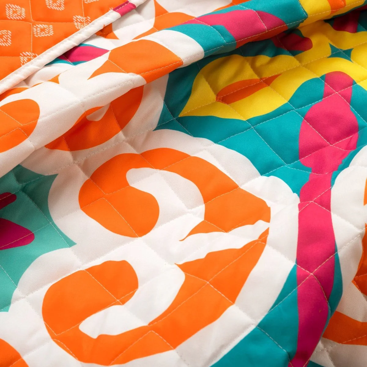 Boho Floral Reversible 3 Piece Quilt Set - Image 4