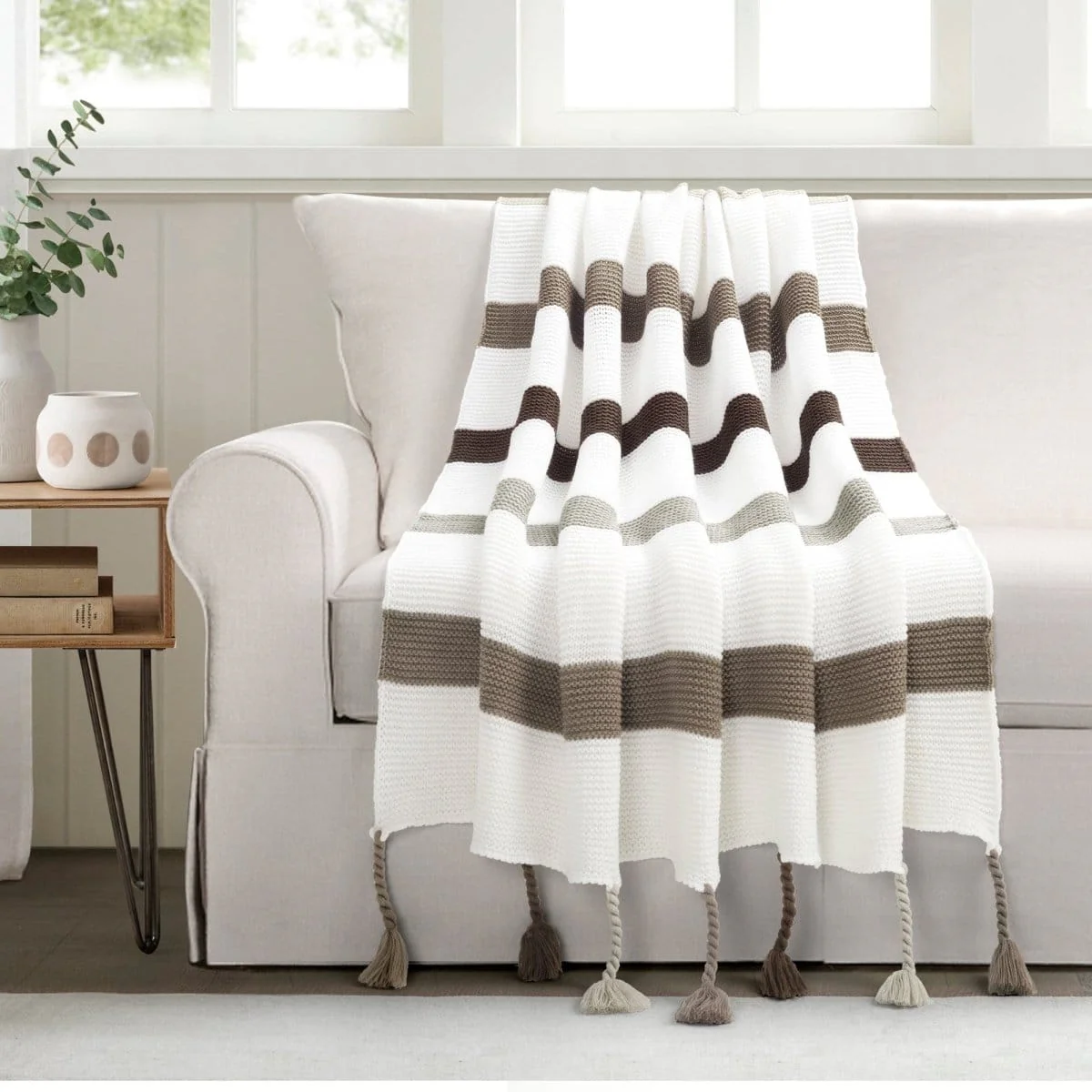 Boho Knitted Braided Tassel Throw - Image 4