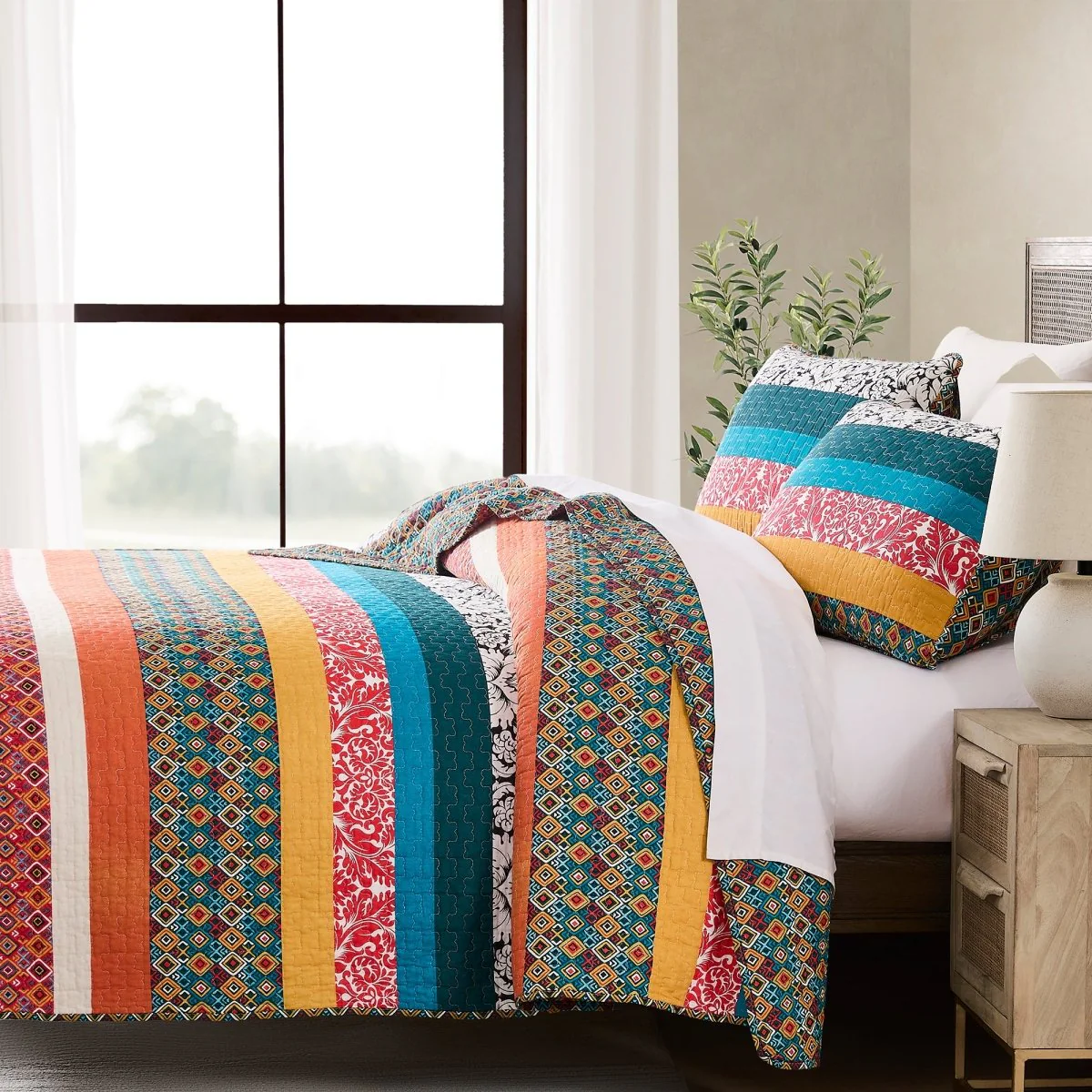 Boho Stripe Quilt Set - Image 2