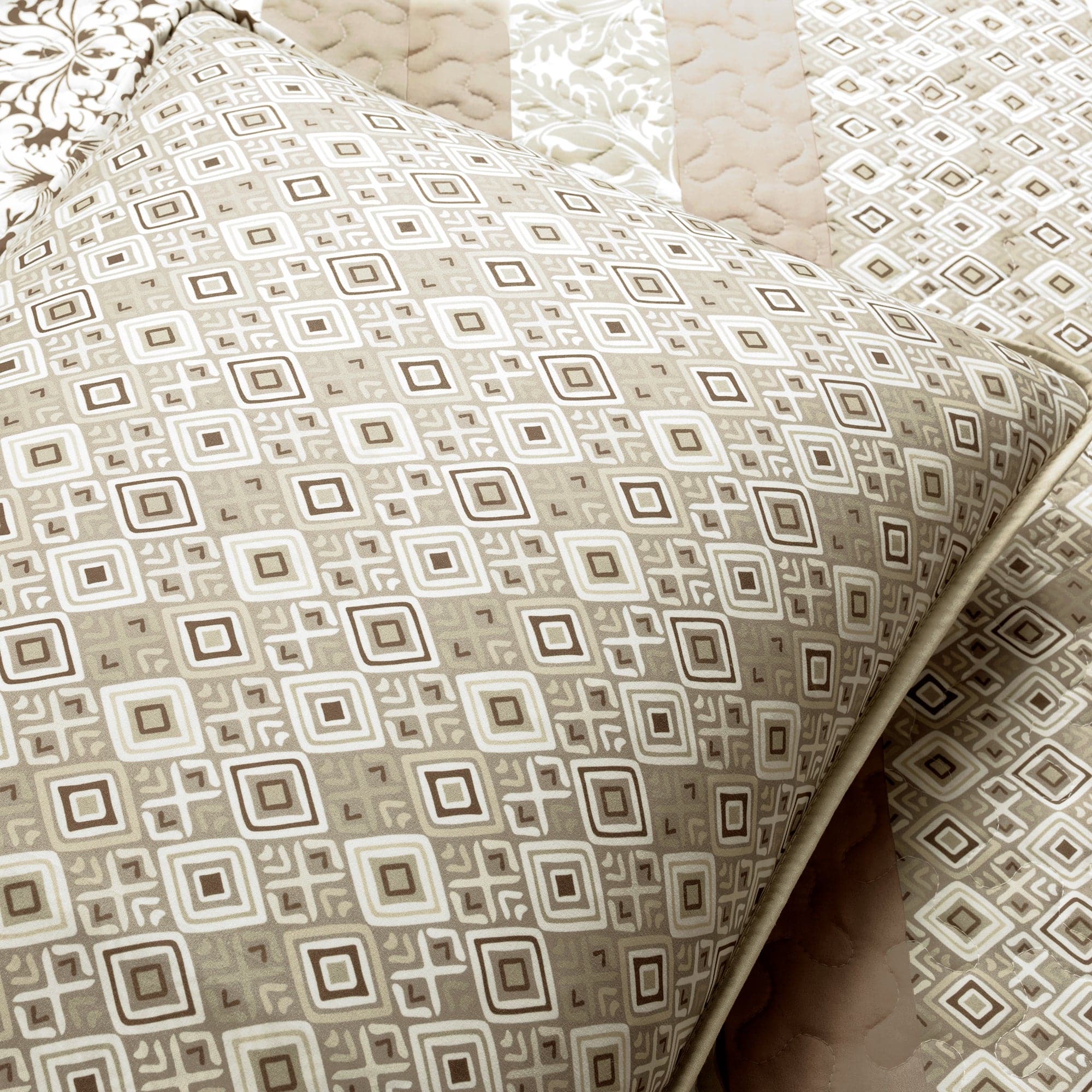 Boho Stripe Quilt Set - Image 33