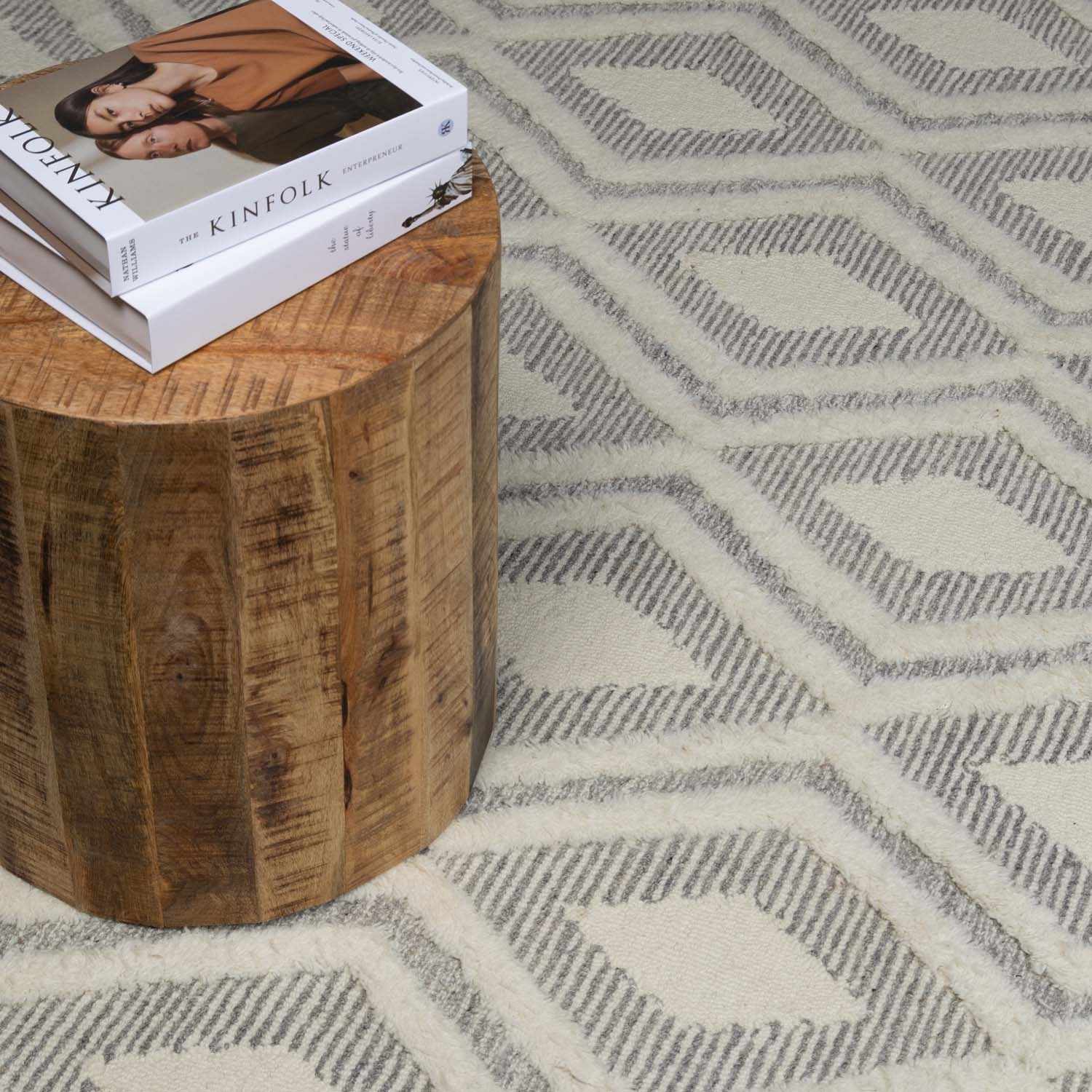 Boncarbo Area Rug - Promo - Image 10