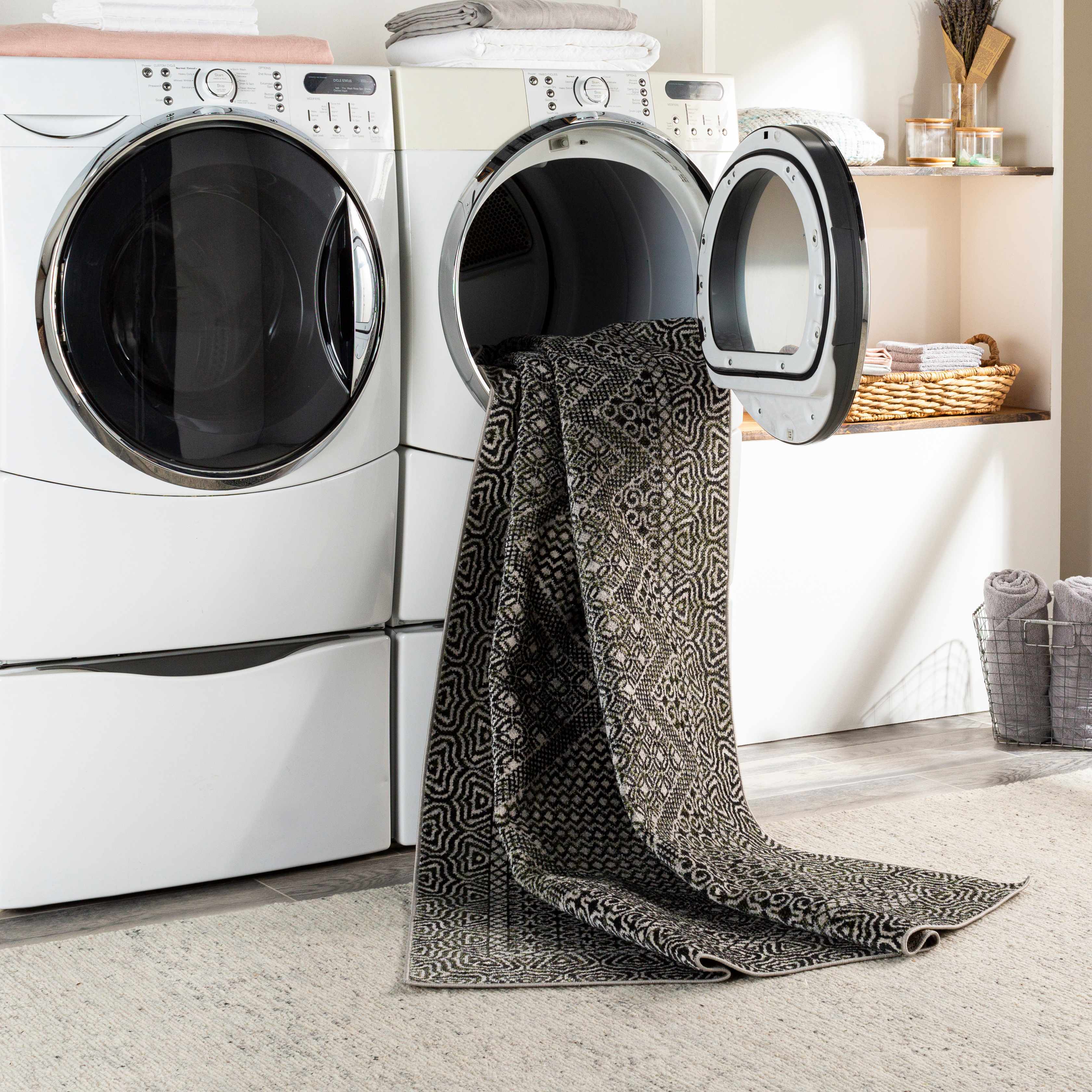 Bongao Washable Area Rug - Clearance - Image 7
