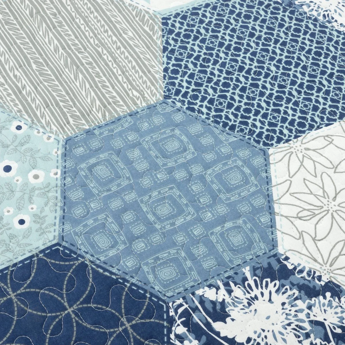 Briley Quilt 3 Piece Set - Image 12