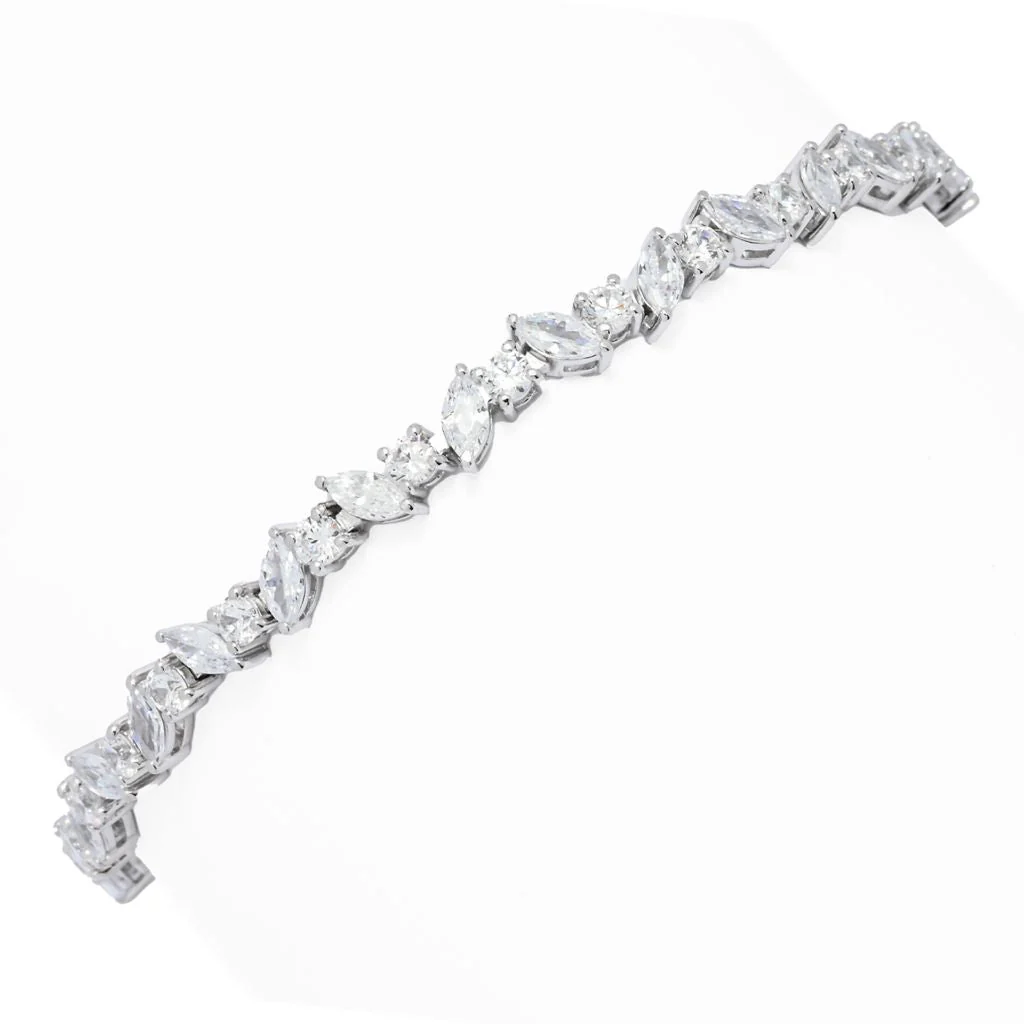 Brilliante 6.67 DEW Marquise & Round Simulated Diamond Bracelet - Image 3