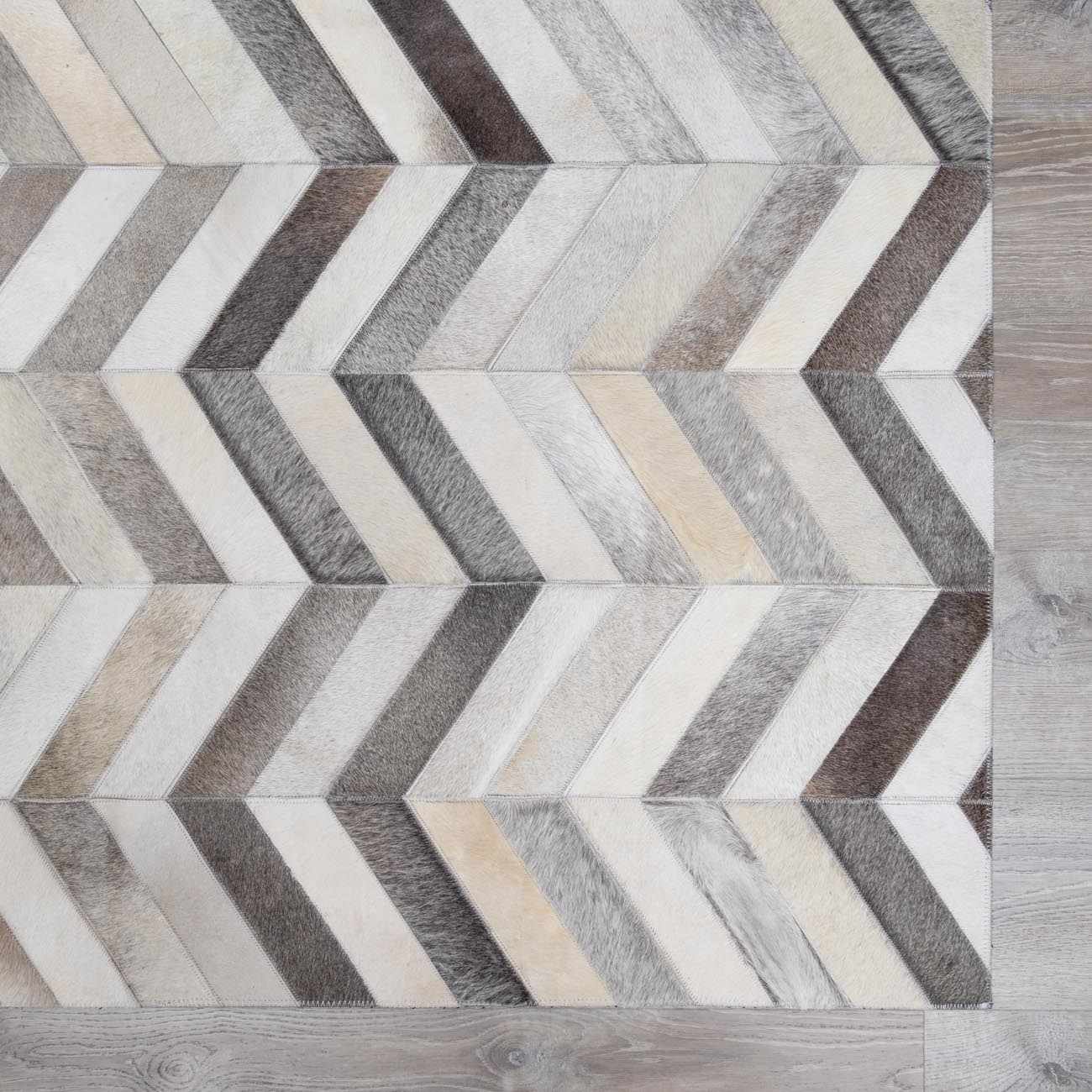 Bristolville Premium Leather Rug - Clearance - Image 7