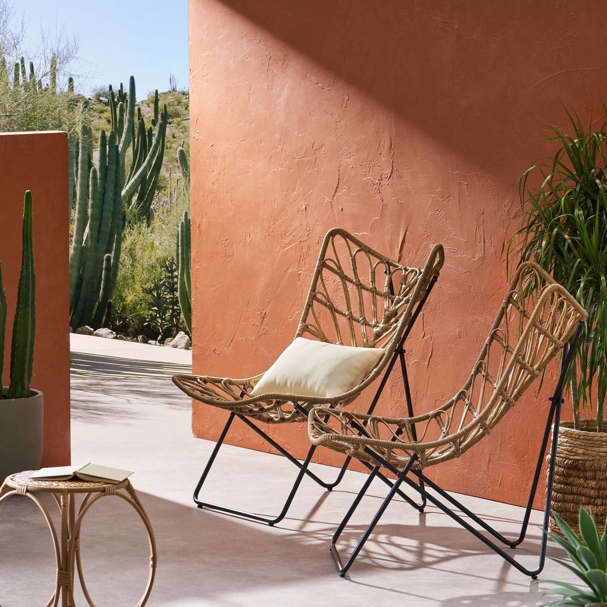 Bryson - Chair - Light Brown - Image 3