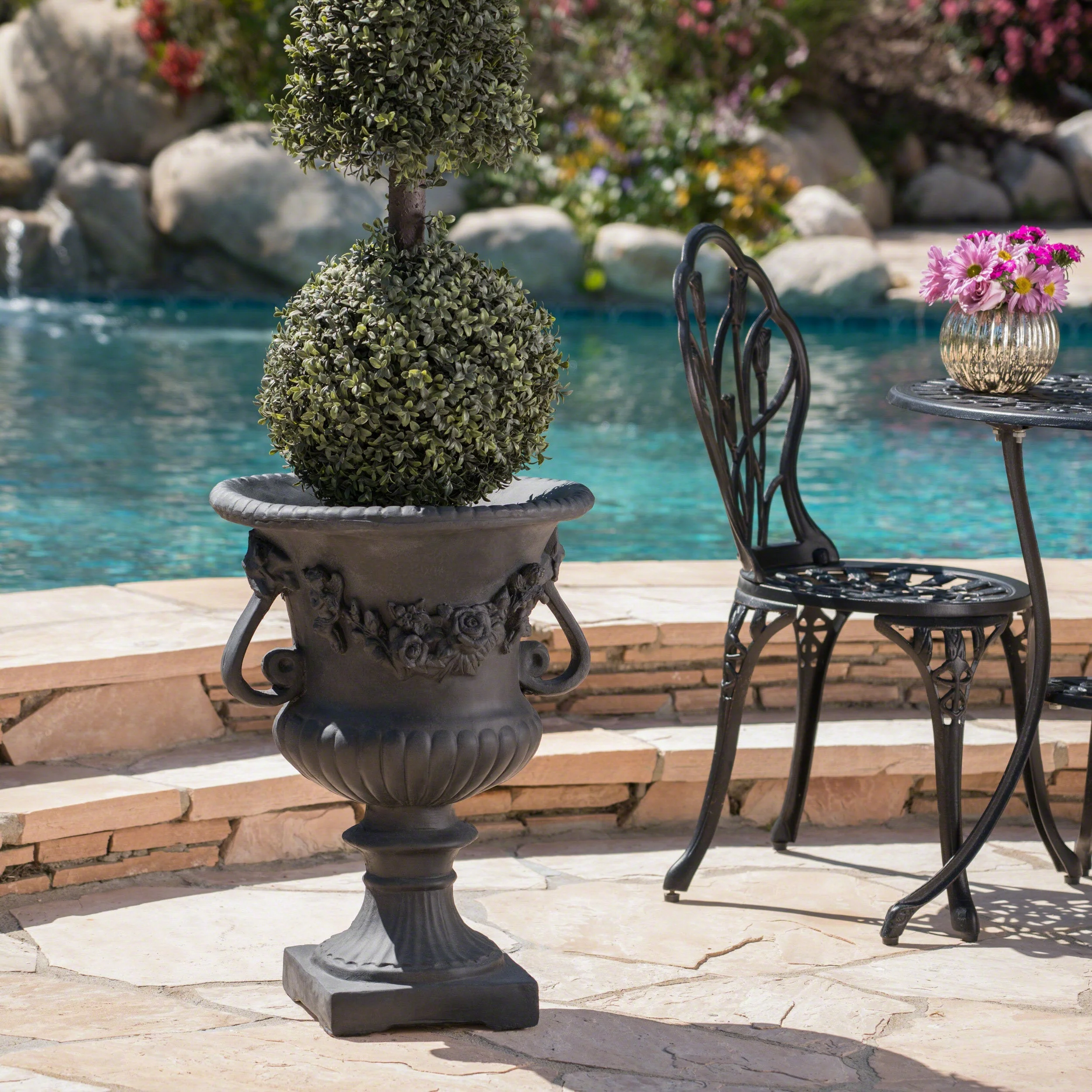 Buena Vista Urn - Image 4