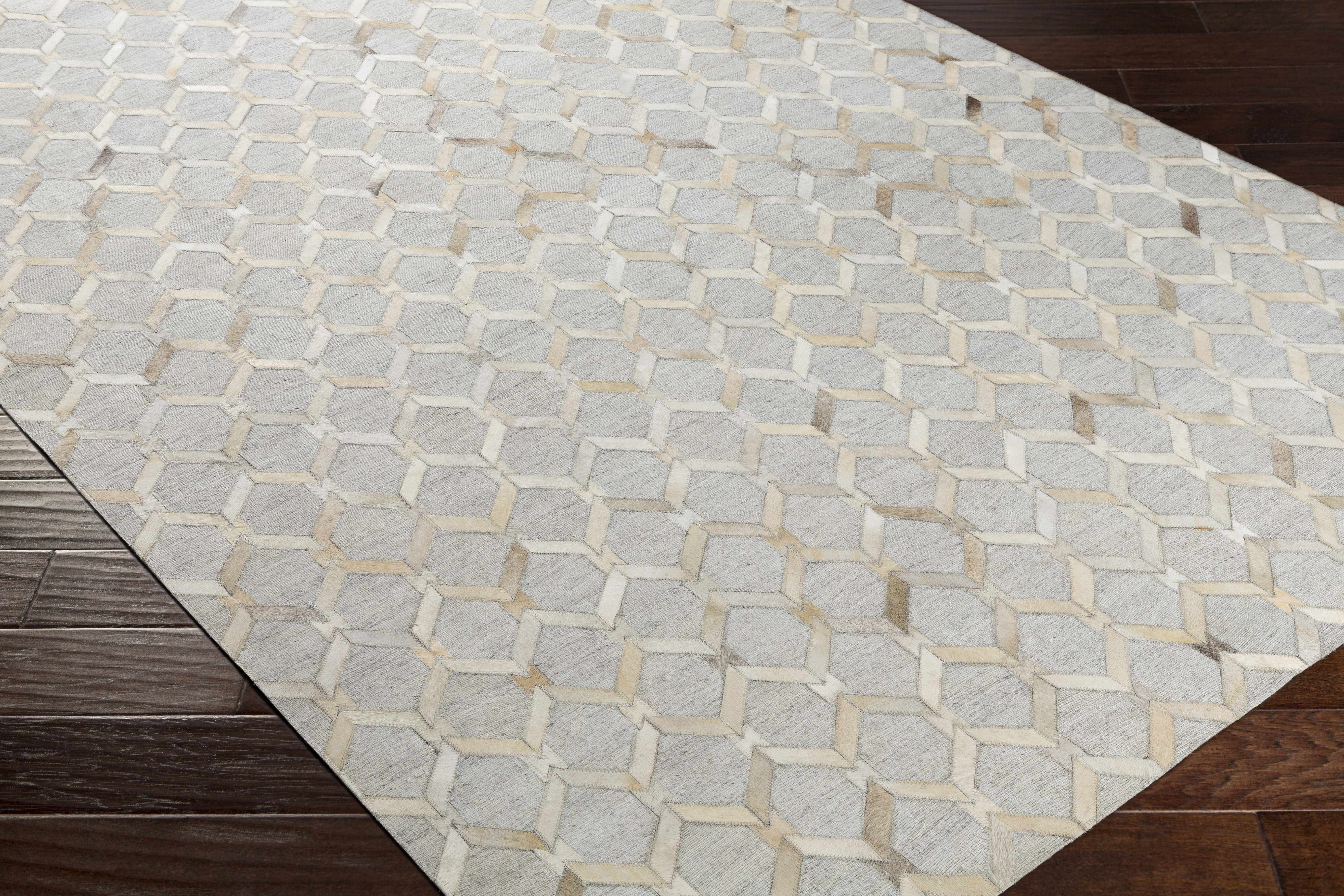 Byng Premium Rug - Clearance - Image 3