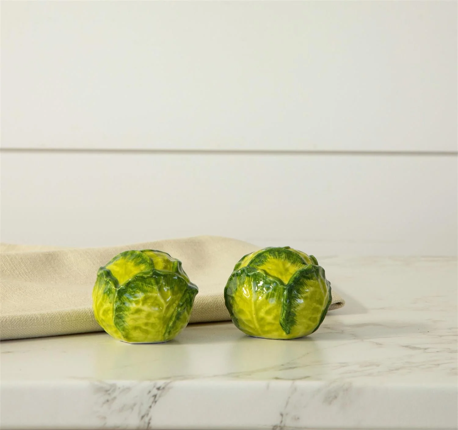 CABBAGE SALT AND PEPPER SET - Image 2