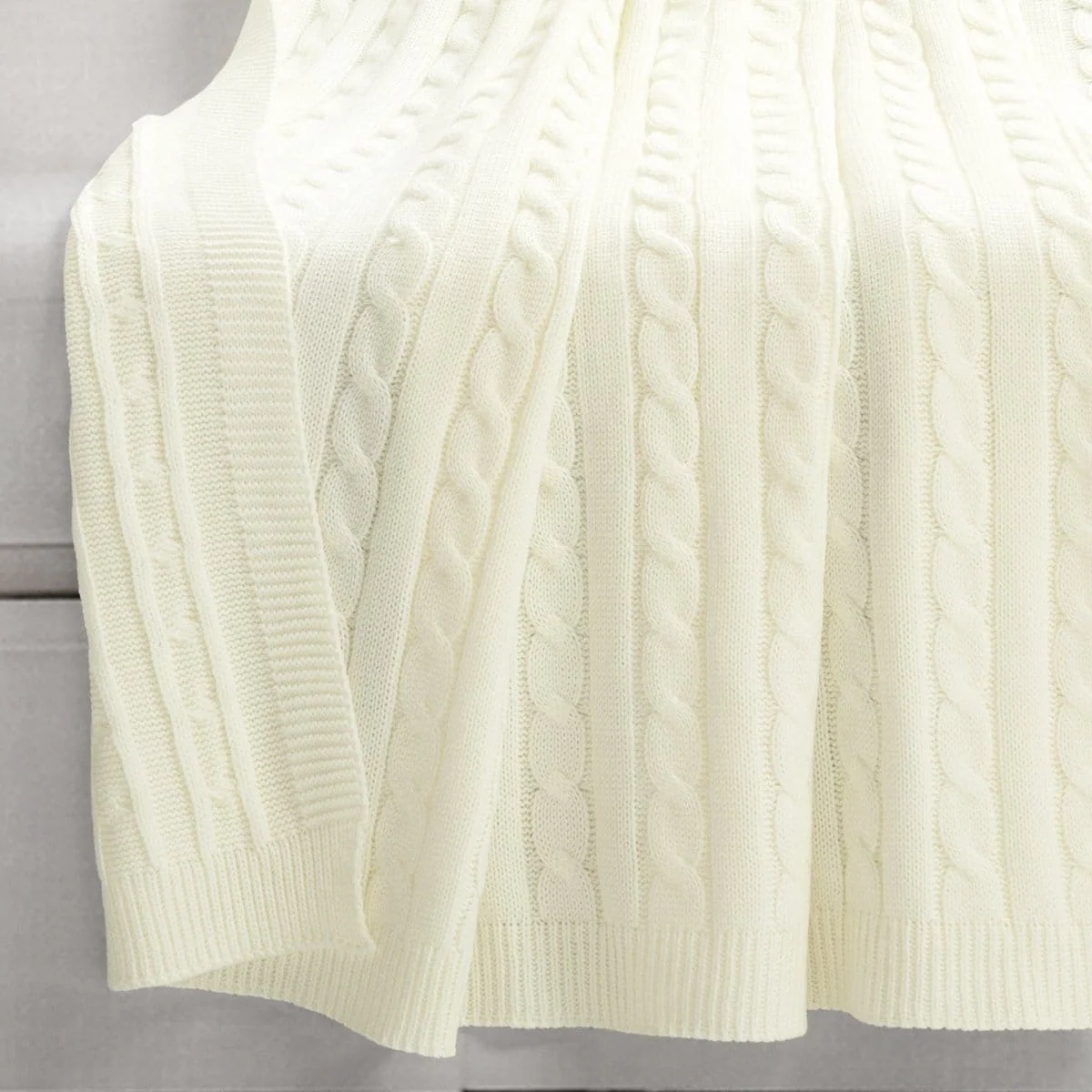 Cable Soft Knitted Throw - Image 12