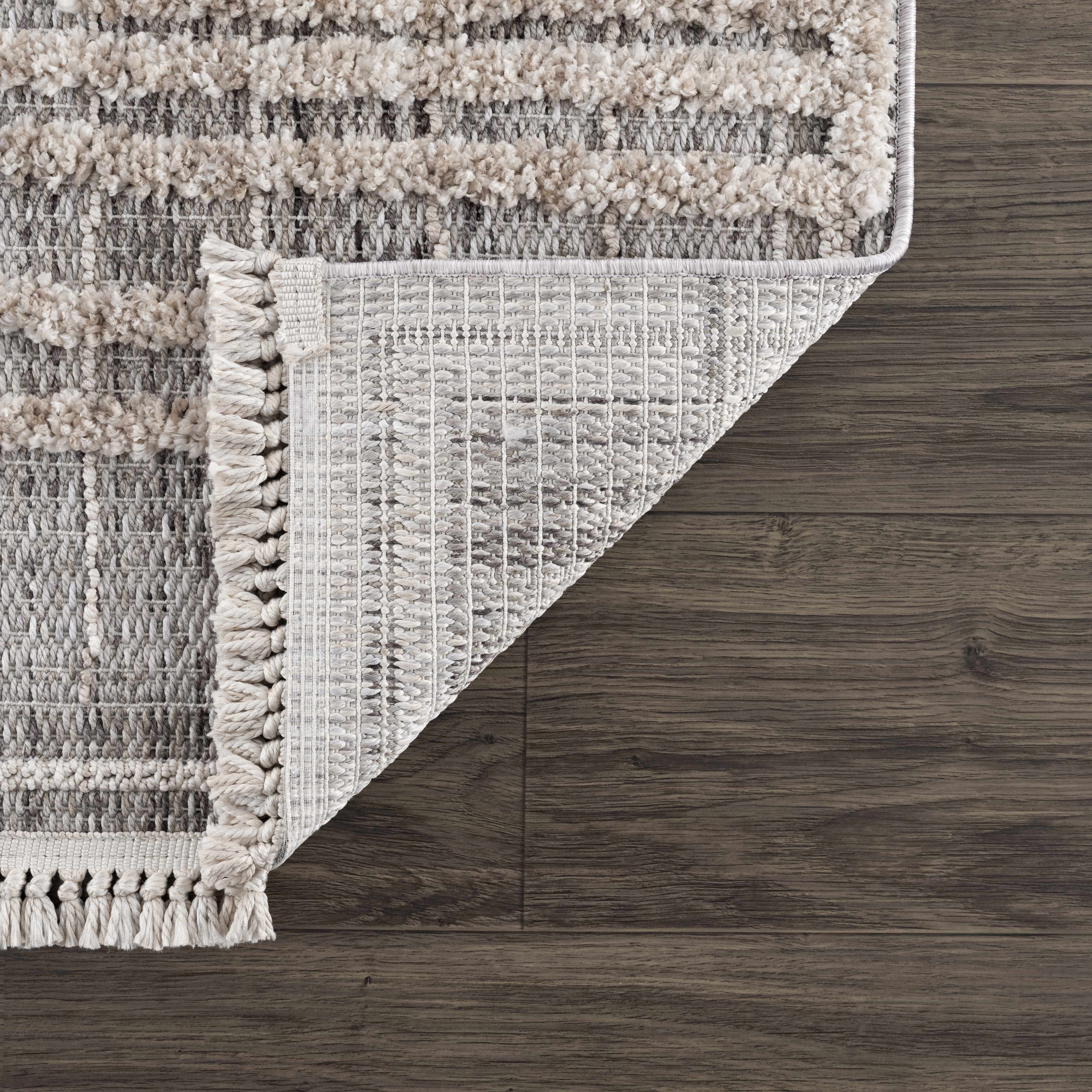 Calituban Area Rug - Image 8