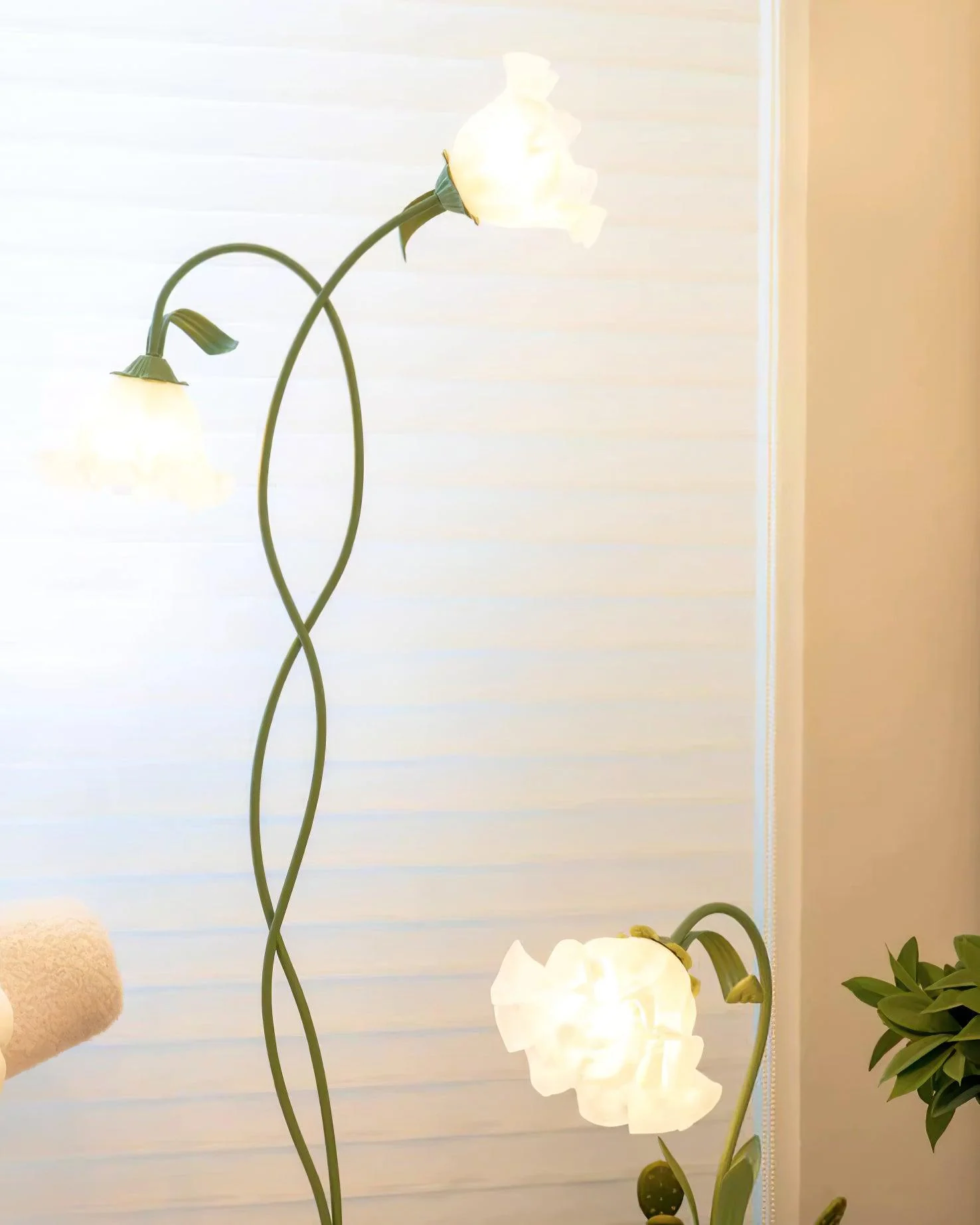 Calla Flower Floor Lamp Matte Green Floral Standing Light - Image 18