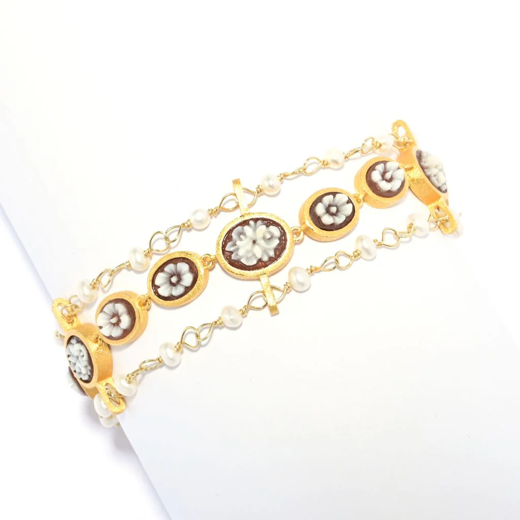Cameo Italiano 18K Gold Plated "Anastasia" Flower Cameo & Cultured Pearl Bracelet - Image 3