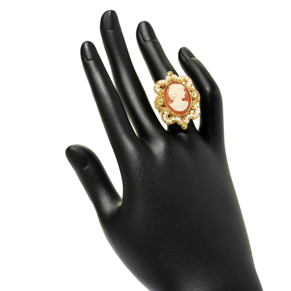 Cameo Italiano "Victoria" 18x13mm Portrait Cameo & Cultured Pearl Milgrain Ring - Image 2