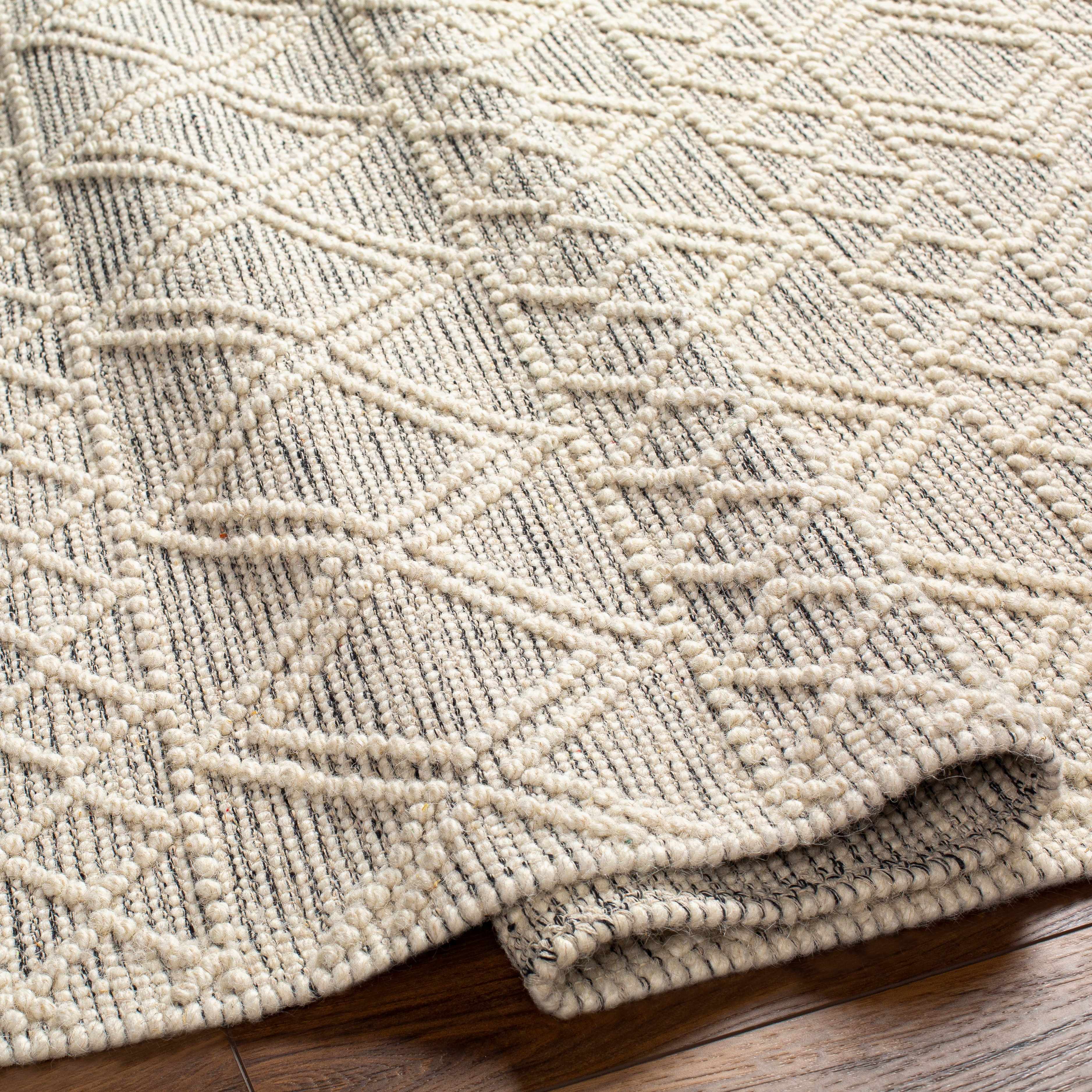 Cameo Scandi Wool Rug - Clearance - Image 3