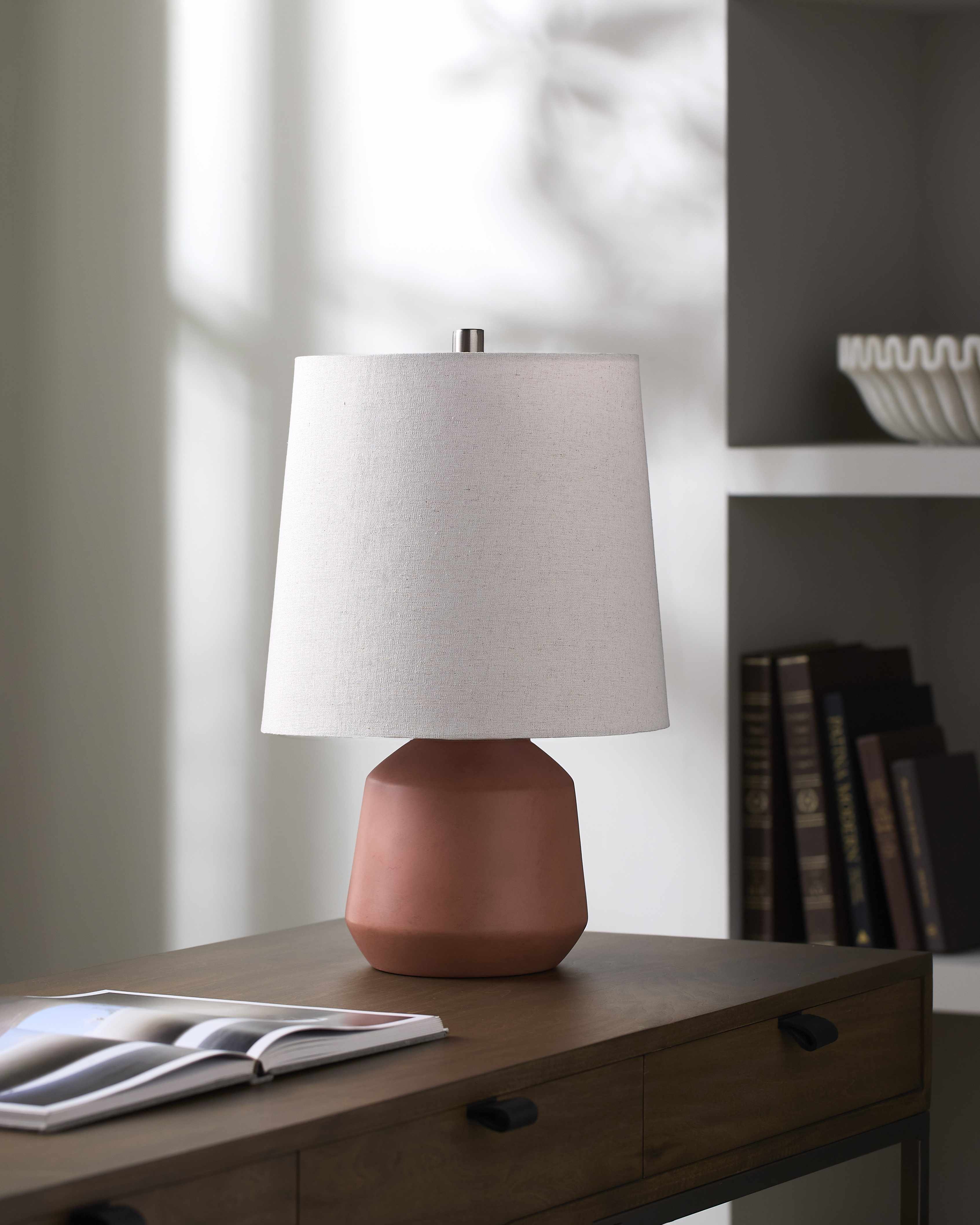 Carcaixent Table Lamp - Image 8
