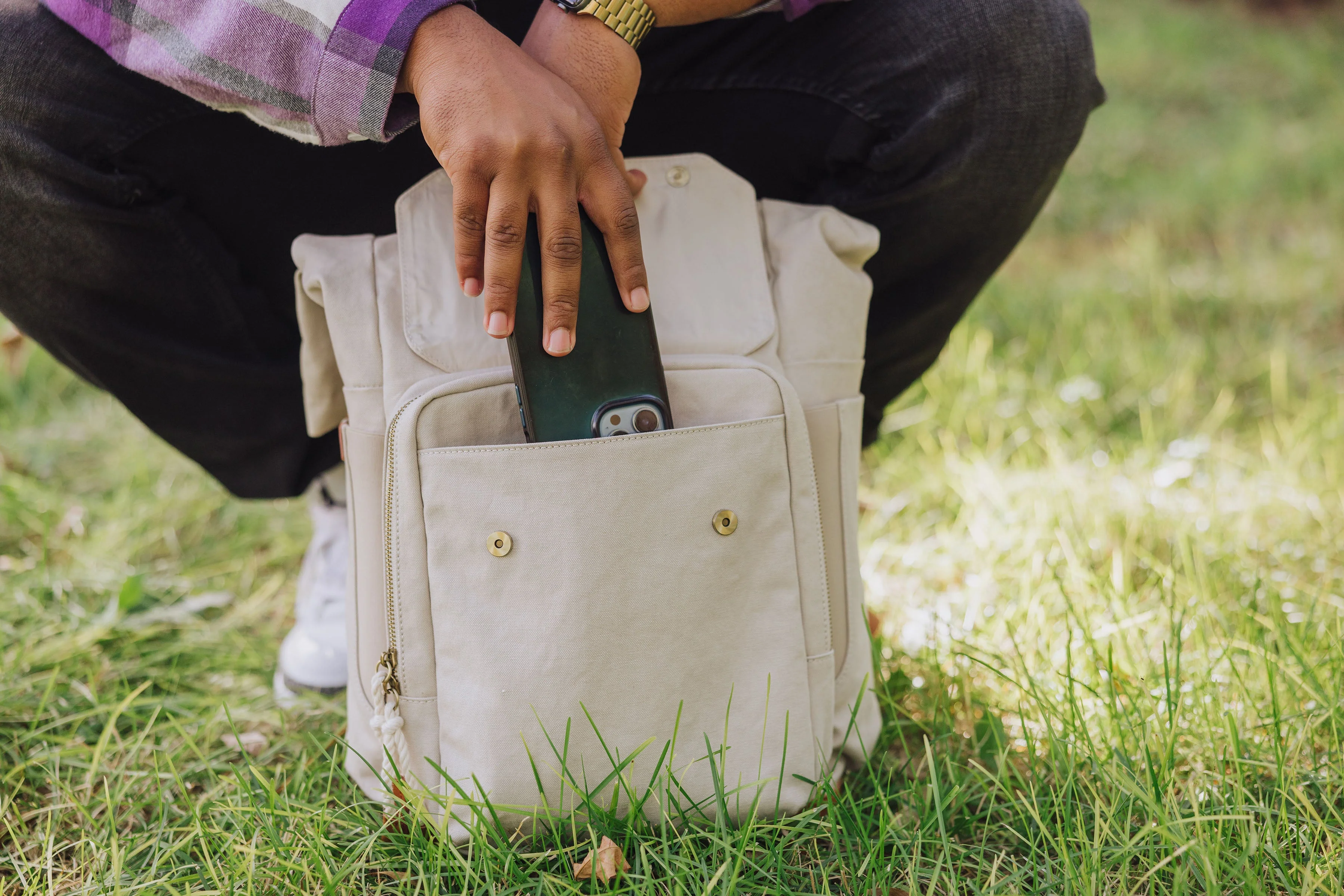 Carmel Roll Top Picnic Backpack Cooler - Image 10