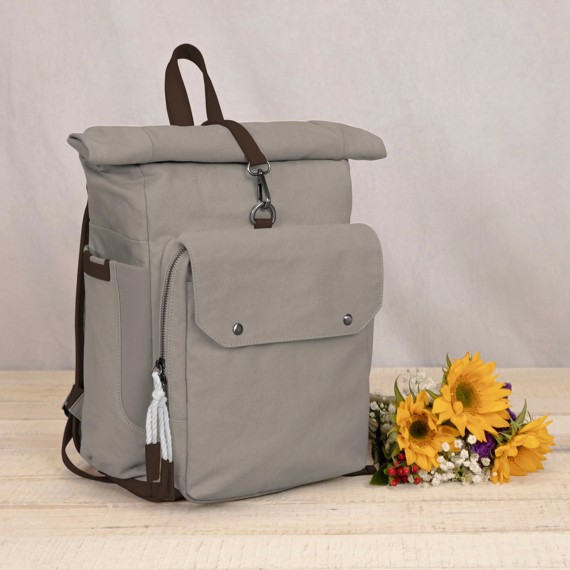 Carmel Roll Top Picnic Backpack Cooler - Image 12