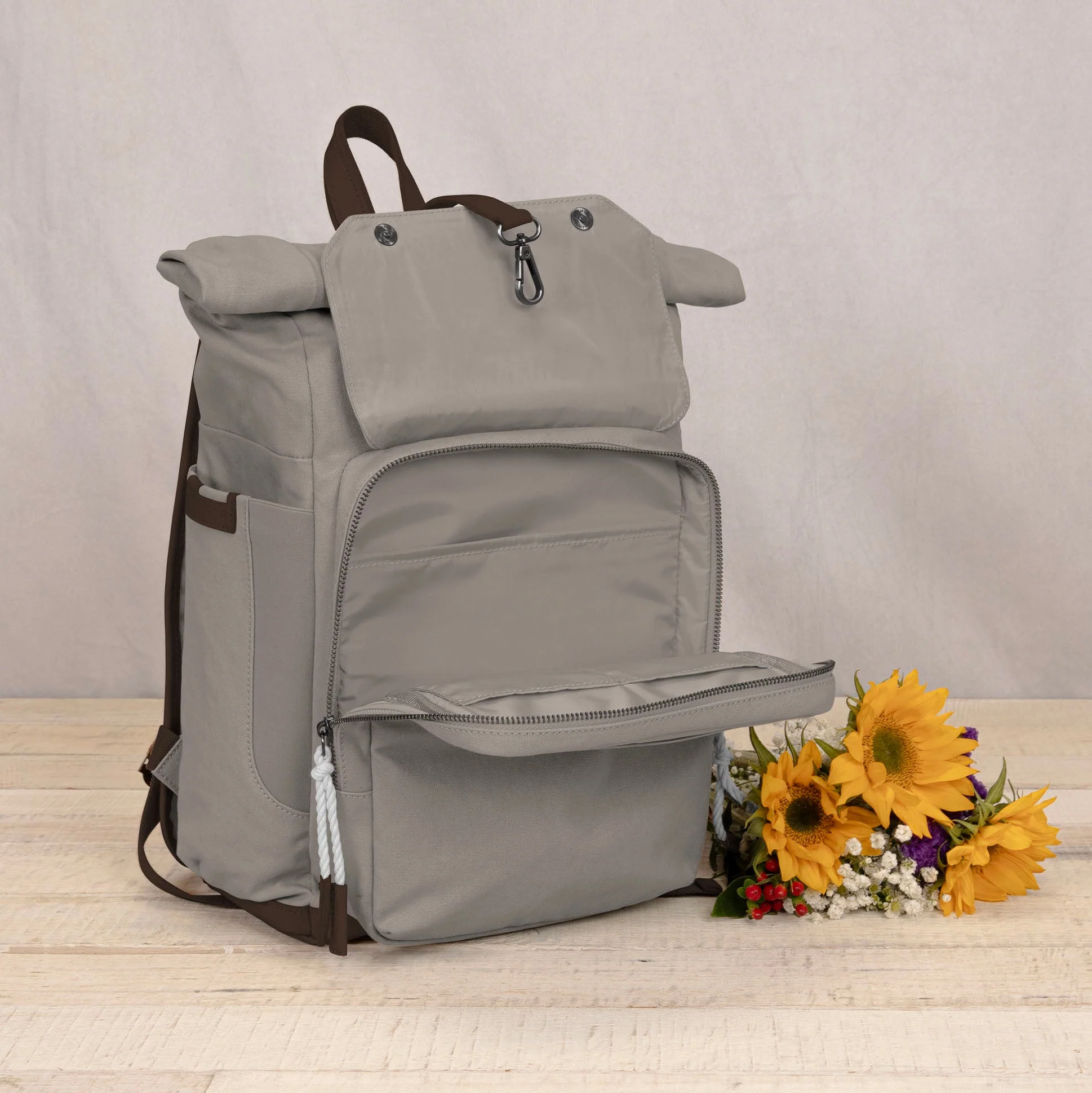 Carmel Roll Top Picnic Backpack Cooler - Image 13