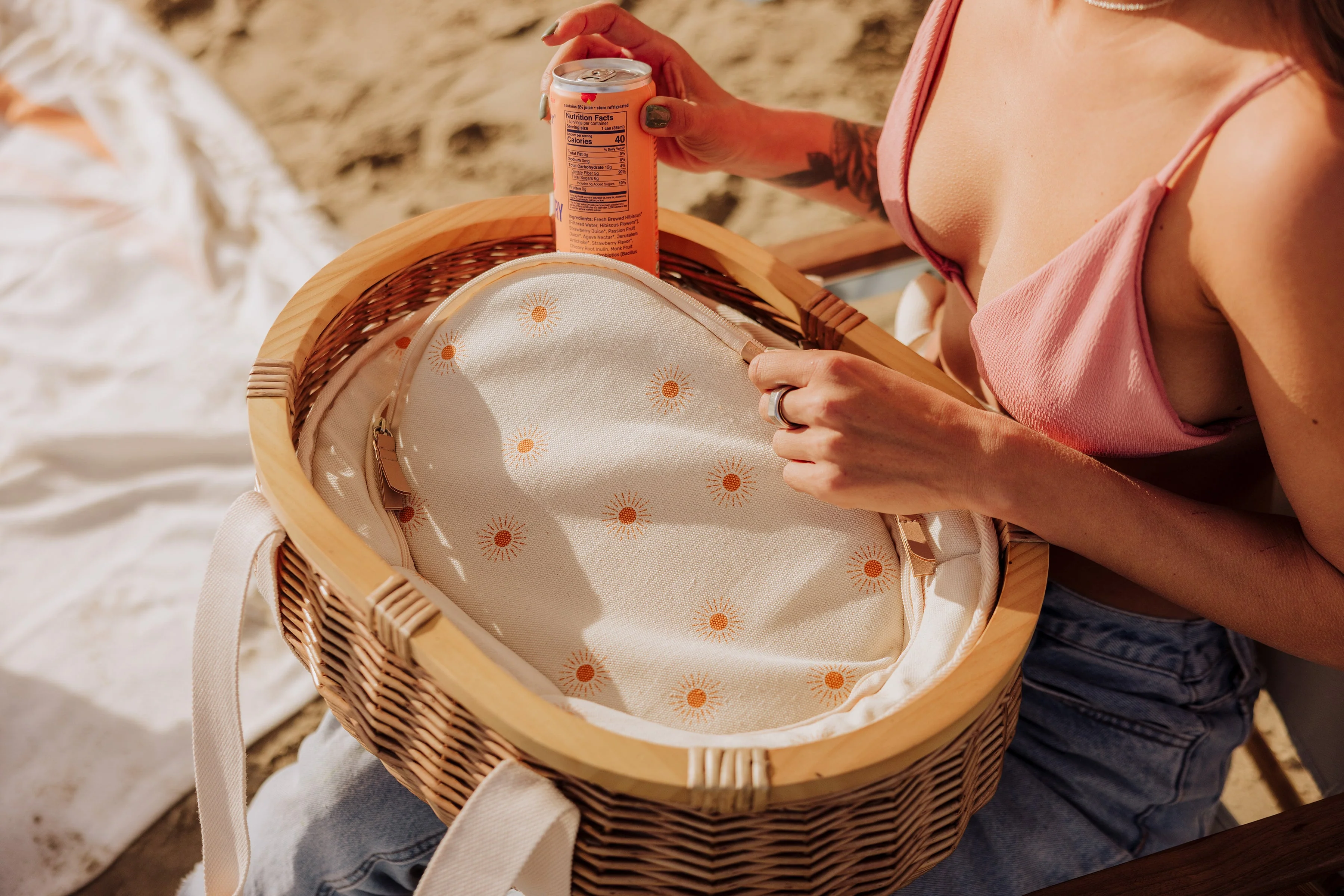 Castaway Insulated Cooler Picnic Basket - Image 7