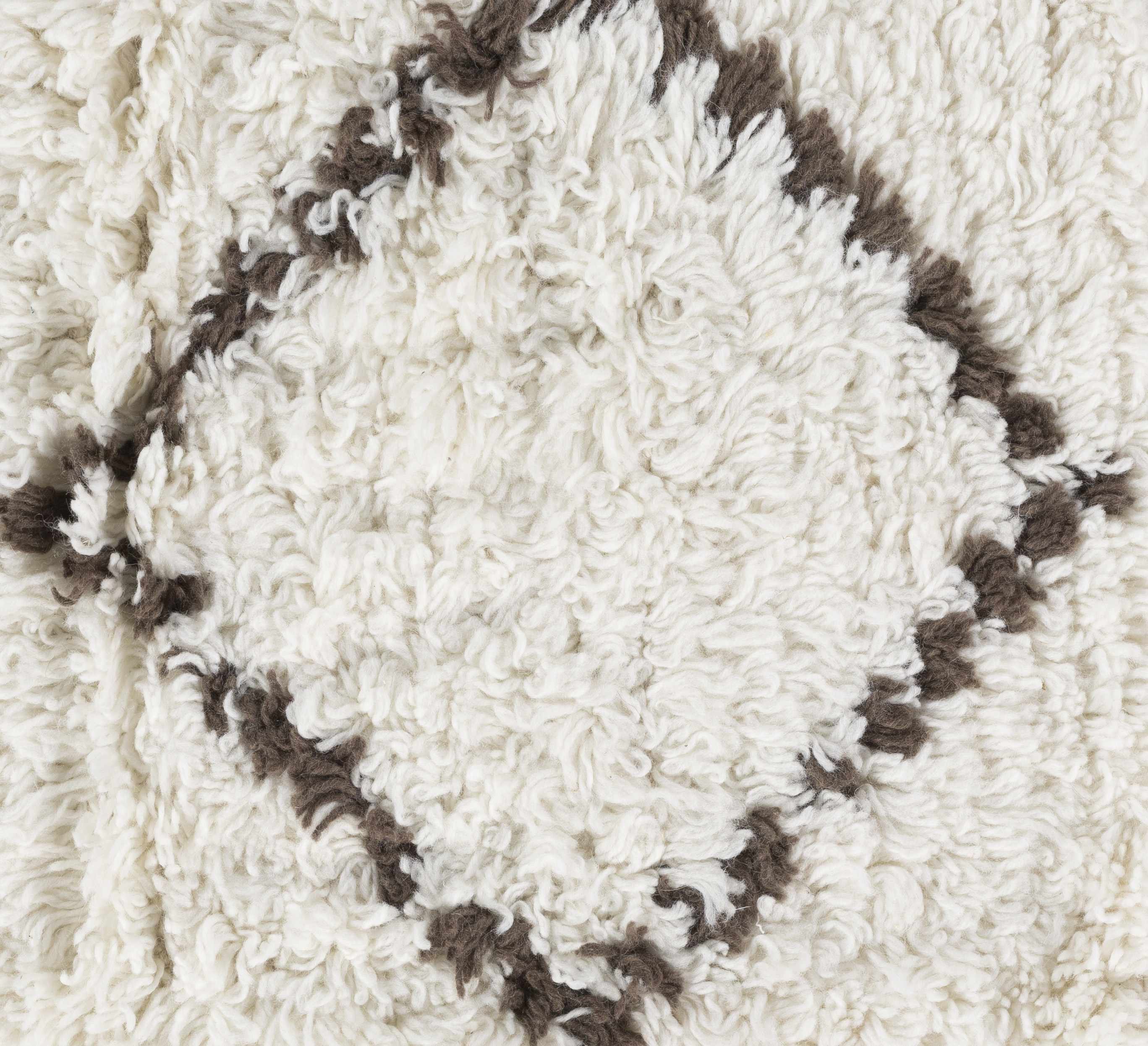 Catoosa White/Black Trellis Wool Rug - Clearance - Image 10