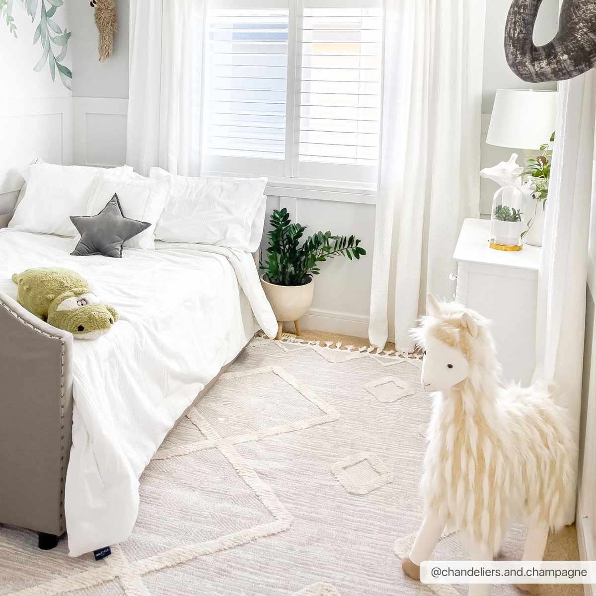 Cauldwell High/Low Pile Rug with Tassels - Clearance - Image 3