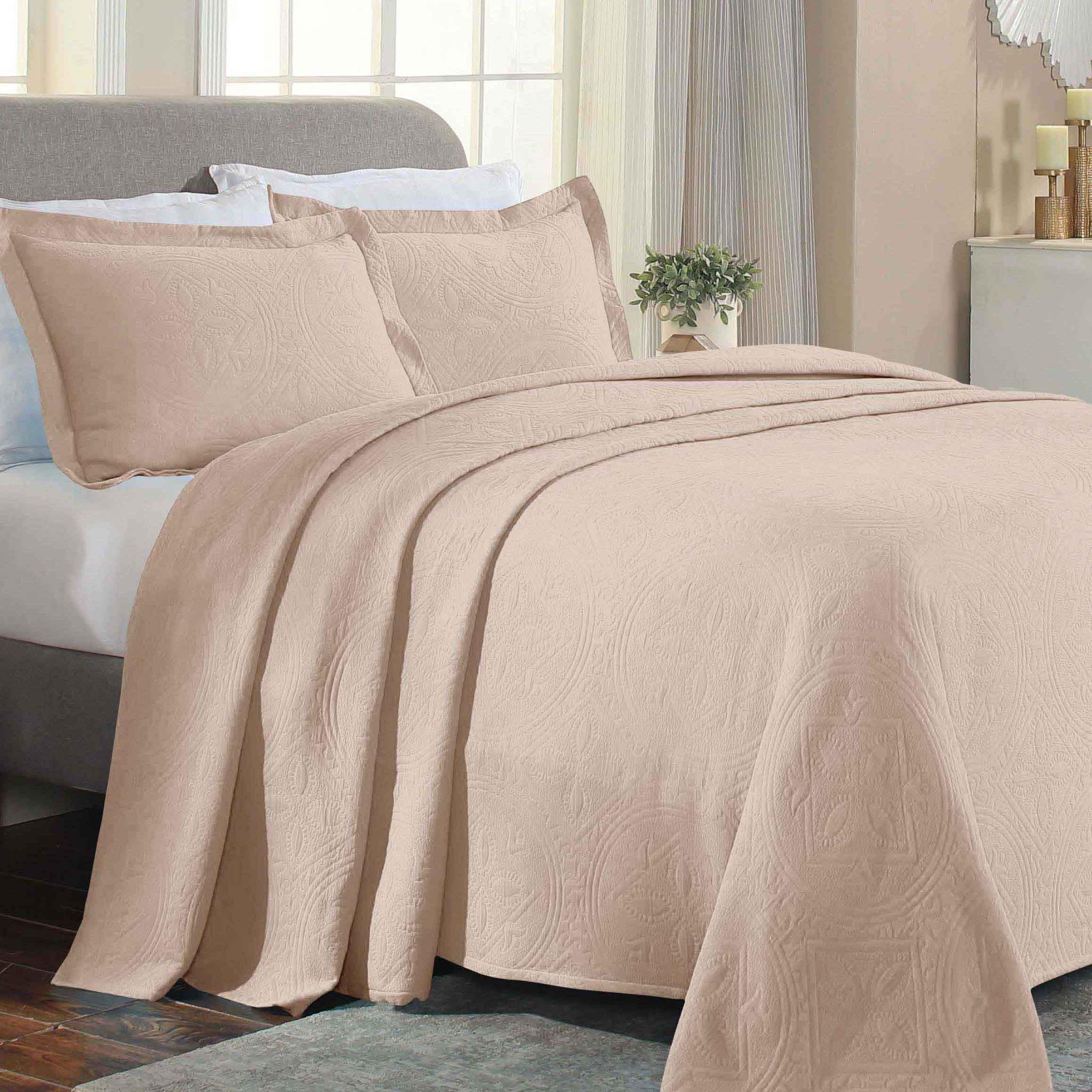 Celtic Circle Cotton Jacquard Matelasse Bedspread Set - Image 10