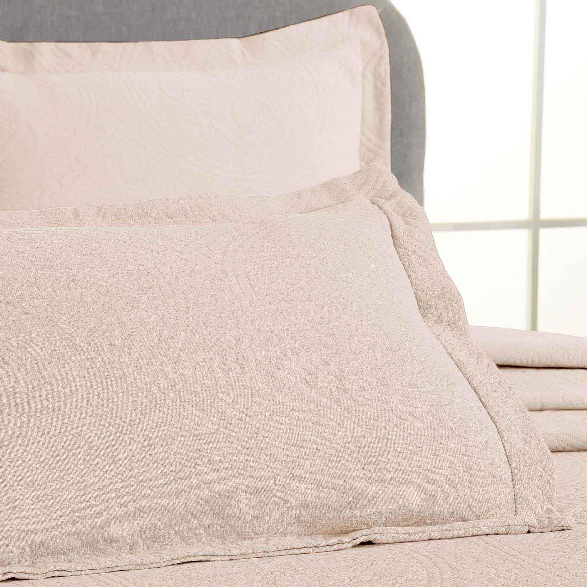 Celtic Circle Cotton Jacquard Matelasse Bedspread Set - Image 16