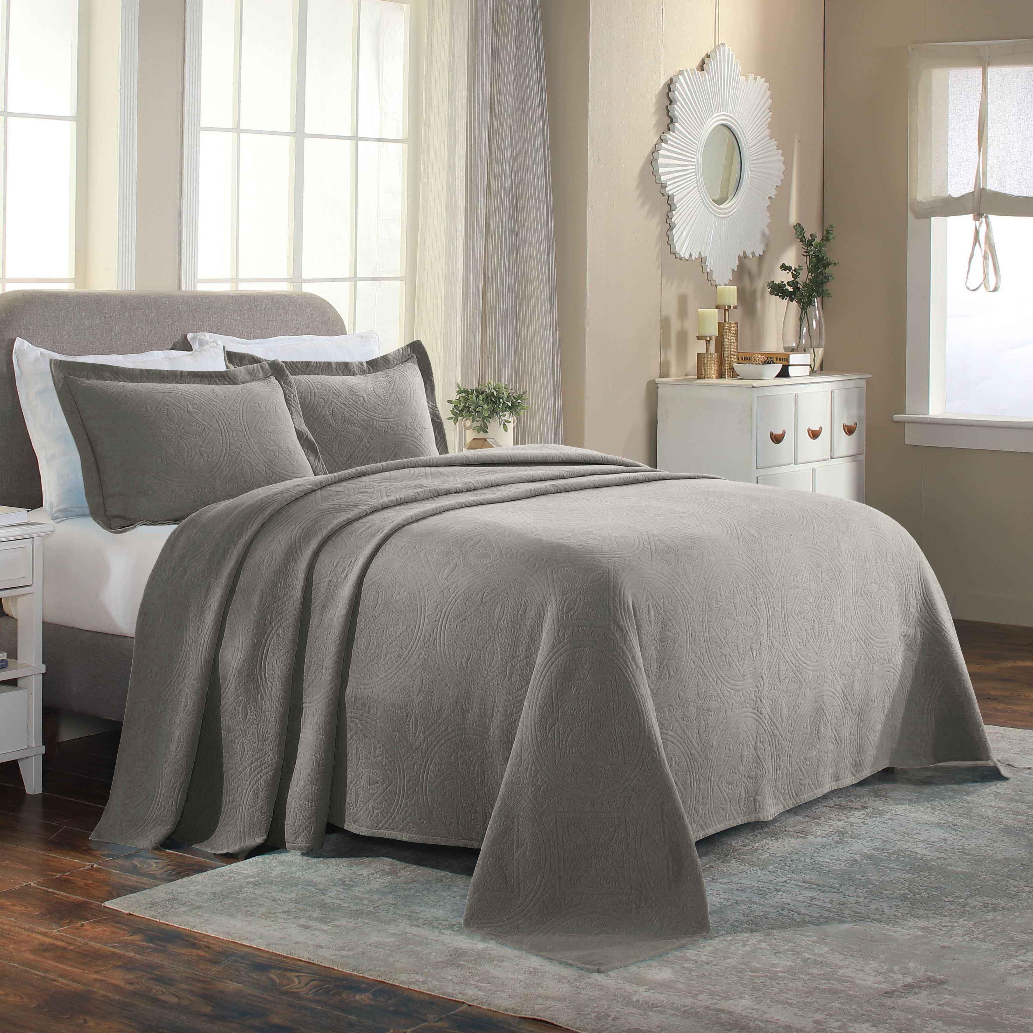Celtic Circle Cotton Jacquard Matelasse Bedspread Set - Image 3