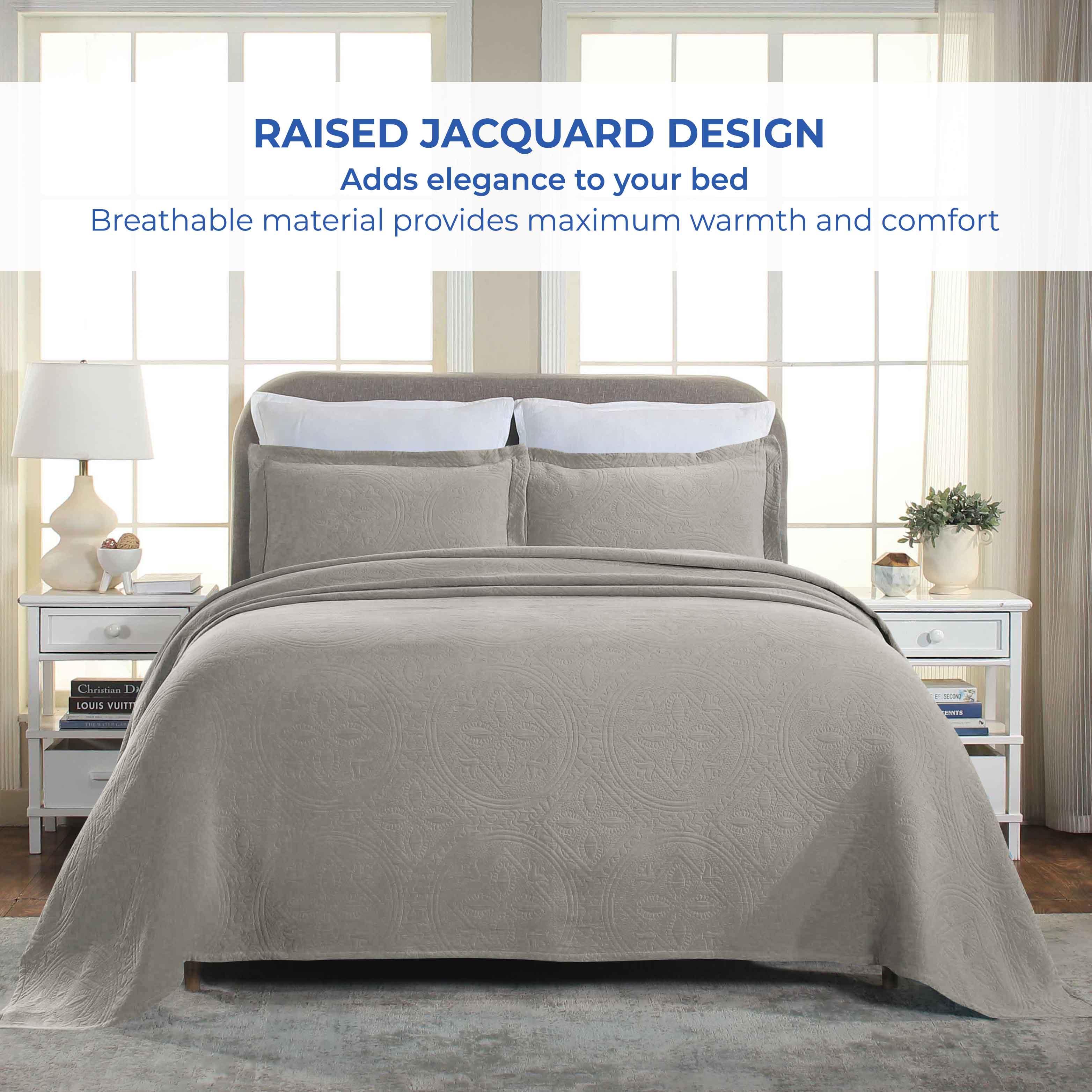 Celtic Circle Cotton Jacquard Matelasse Bedspread Set - Image 31