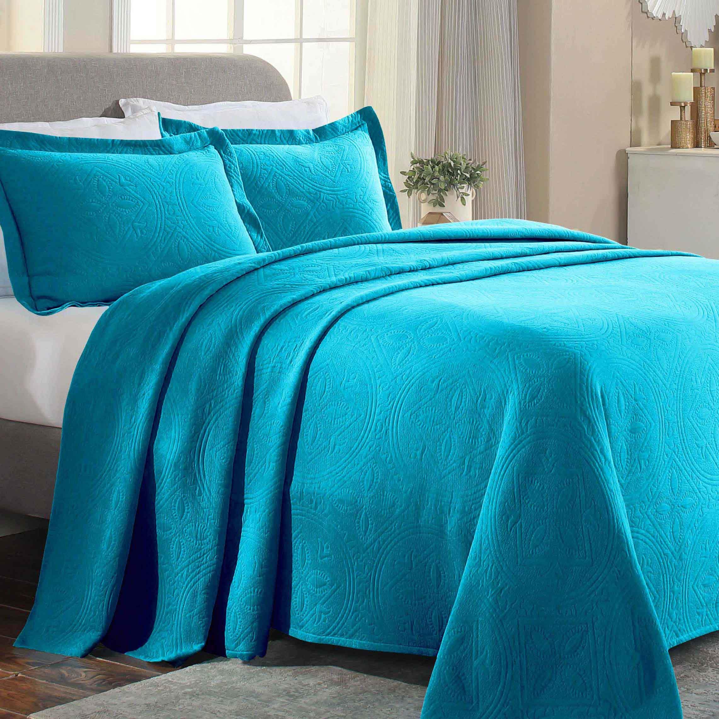 Celtic Circle Cotton Jacquard Matelasse Bedspread Set - Image 42