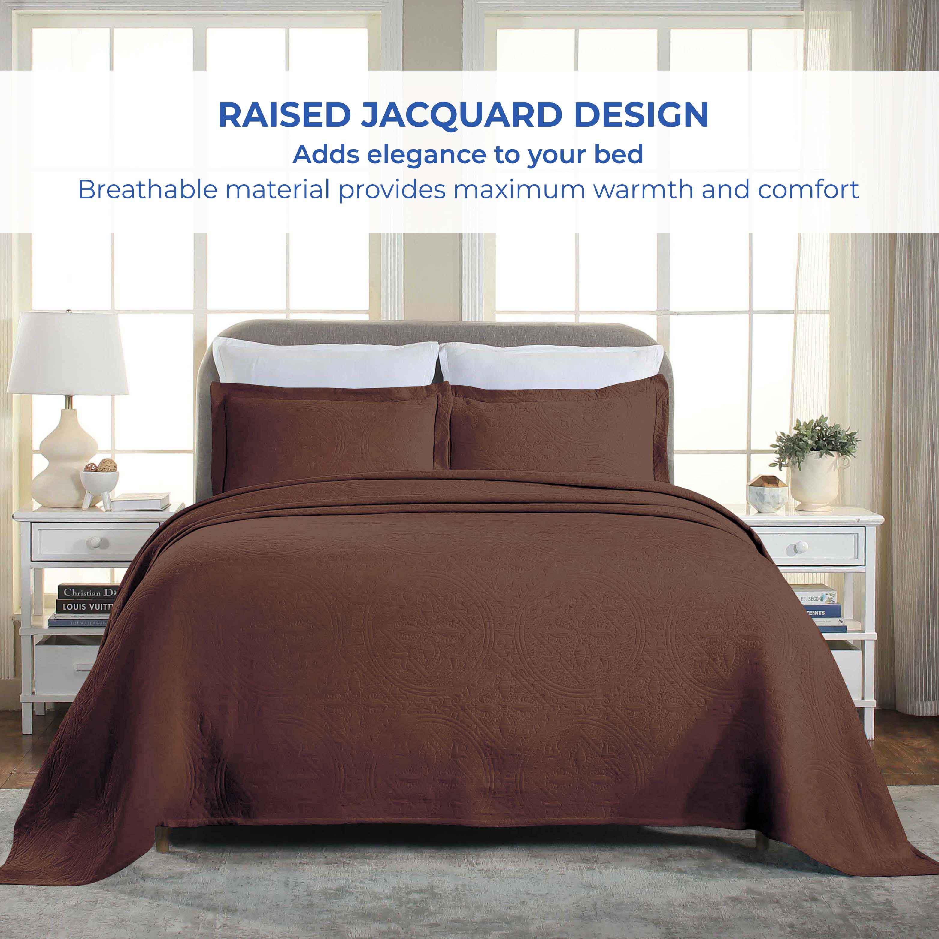 Celtic Circle Cotton Jacquard Matelasse Bedspread Set - Image 63