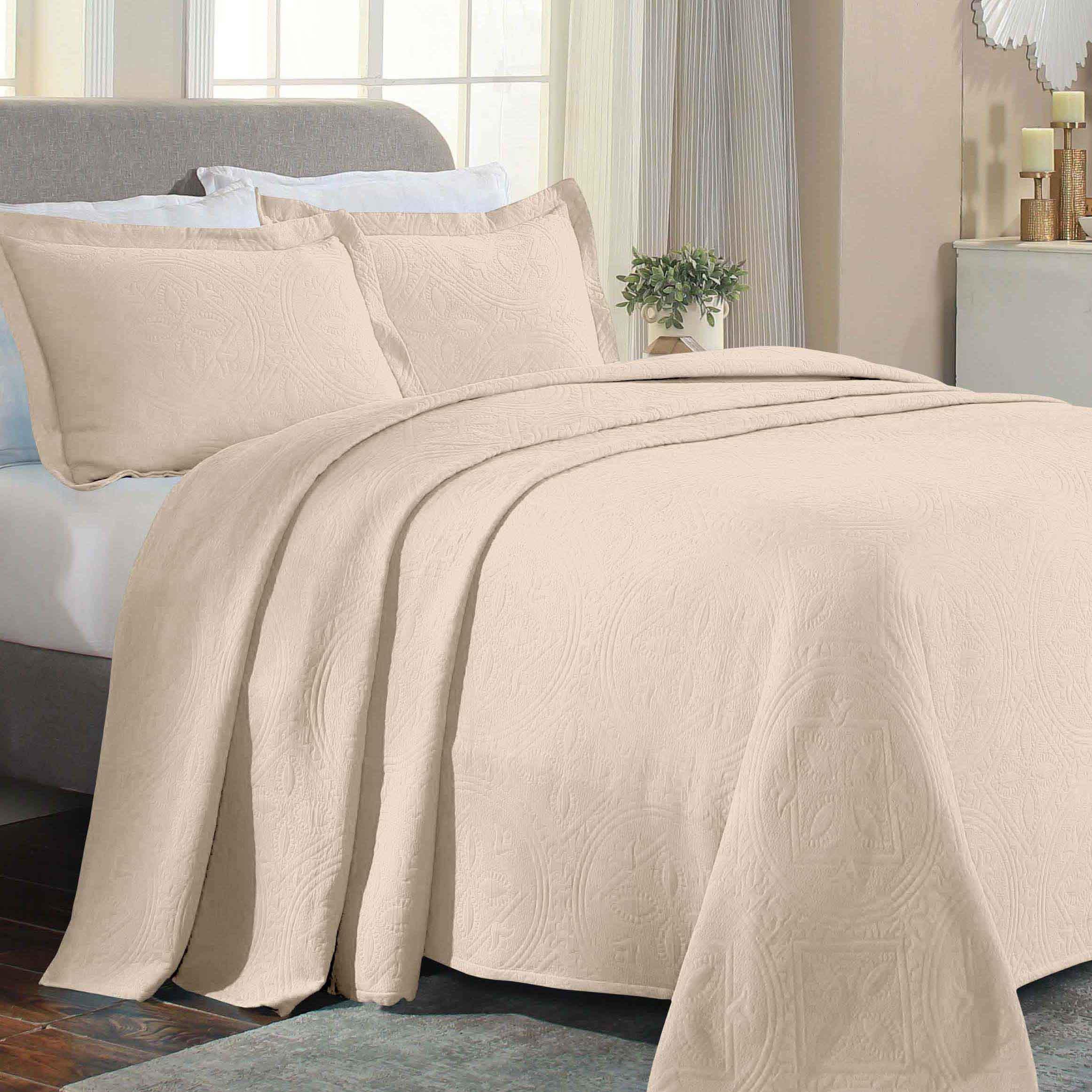 Celtic Circle Cotton Jacquard Matelasse Bedspread Set - Image 66