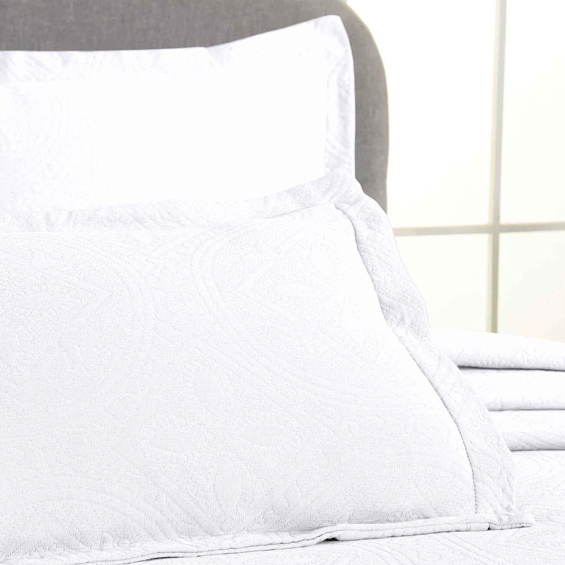 Celtic Circle Cotton Jacquard Matelasse Bedspread Set - Image 79