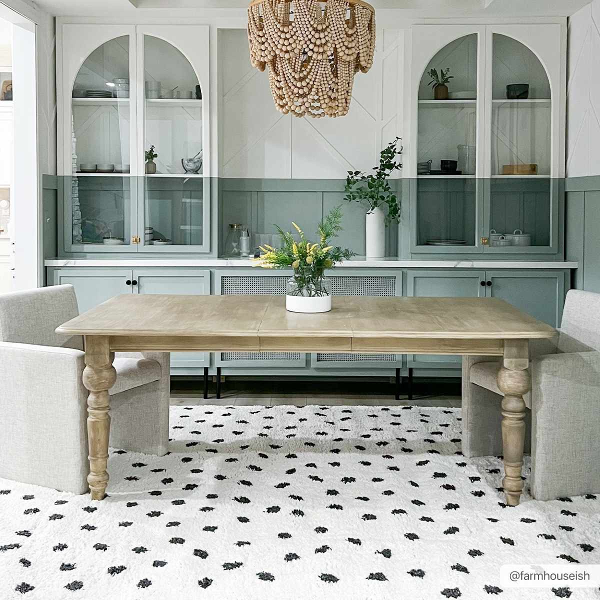 Chaia Dotted Black & White Plush Rug - Image 2