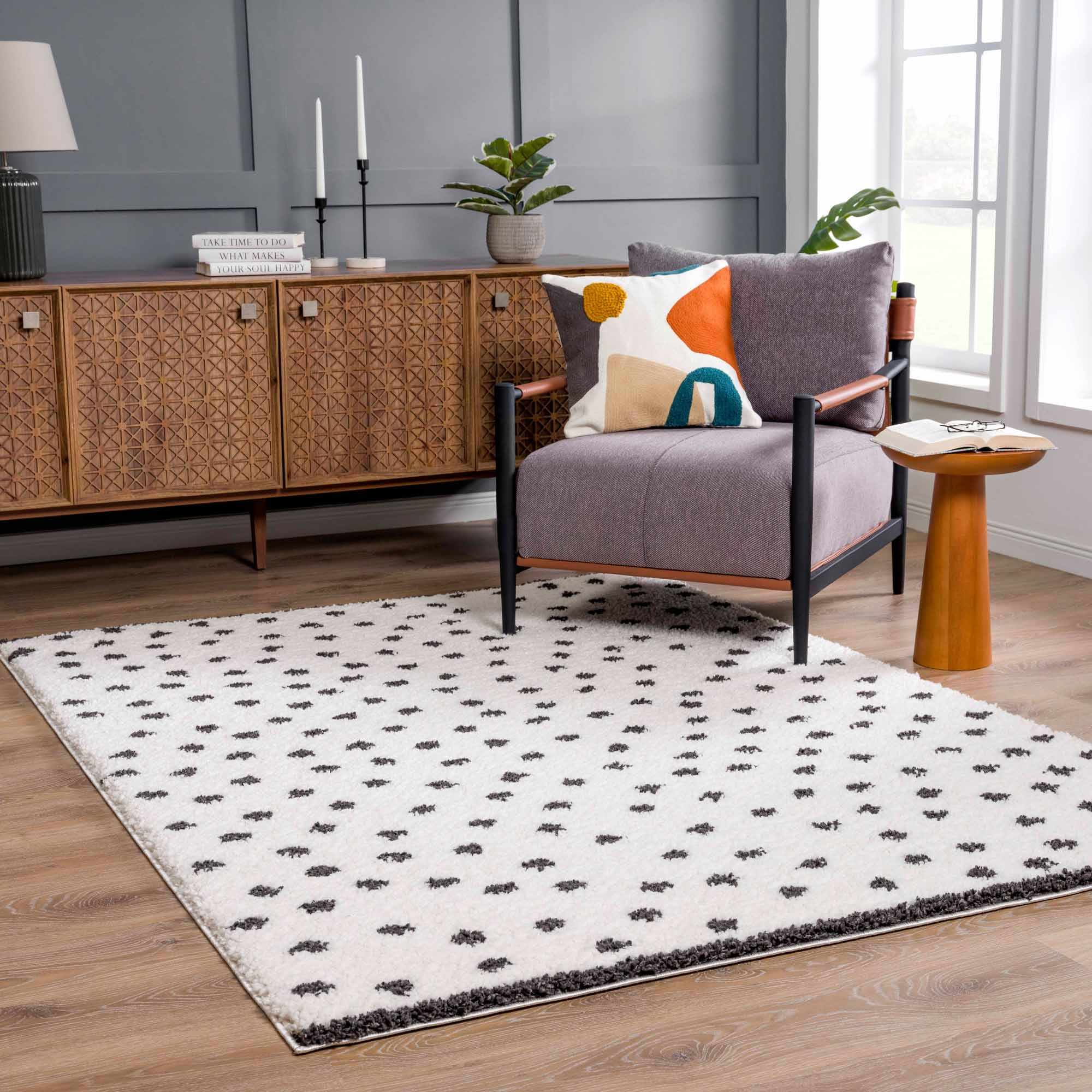 Chaia Dotted Black & White Plush Rug - Image 4