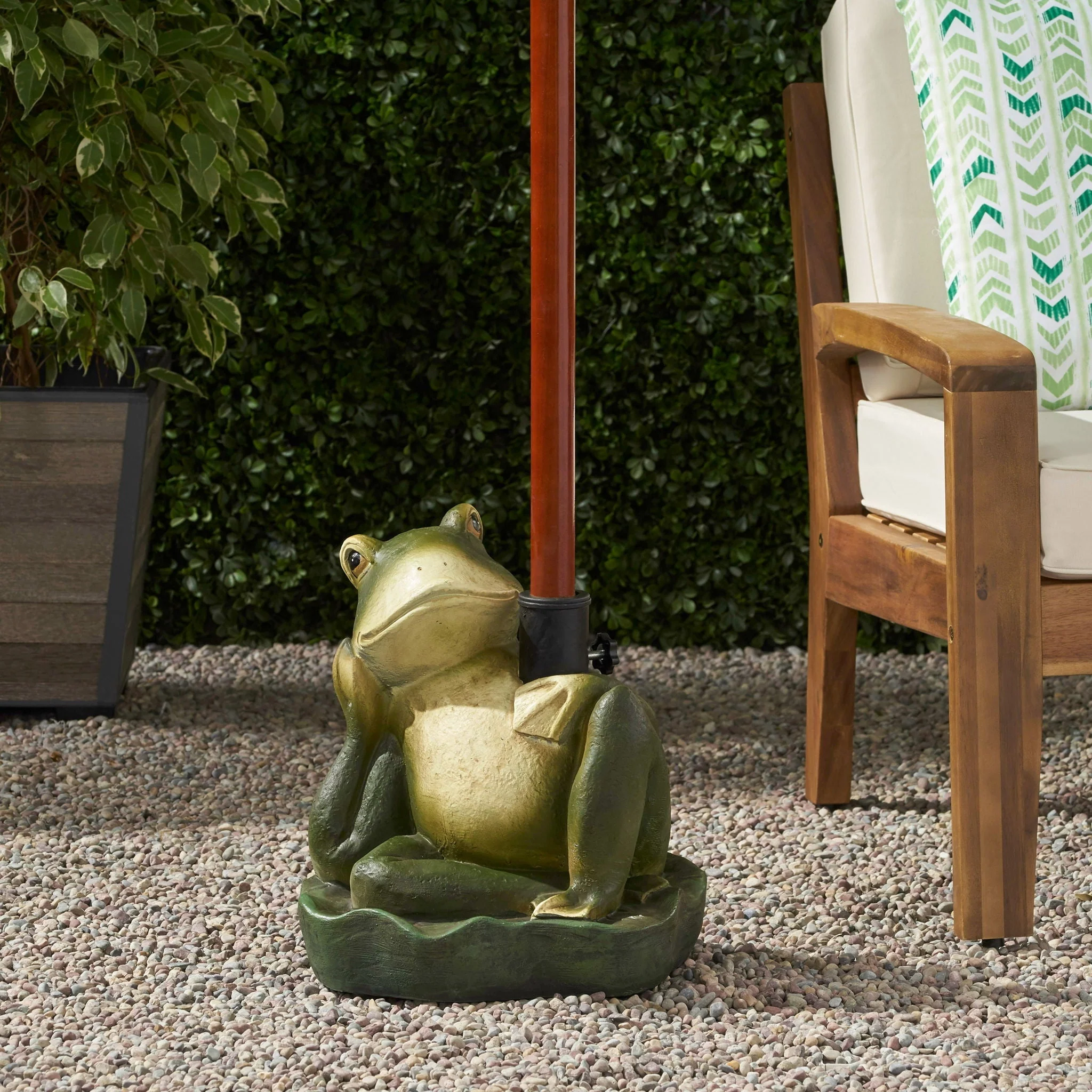 Charming Frog Prince Umbrella Base With Concrete Design - Green - Image 2