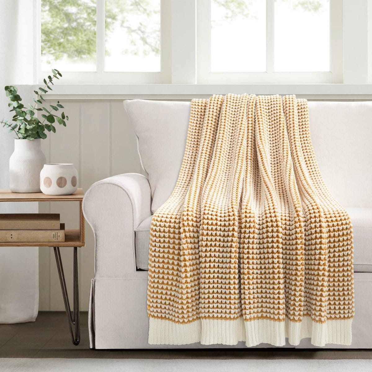 Chic And Soft Knitted Throw - Image 2