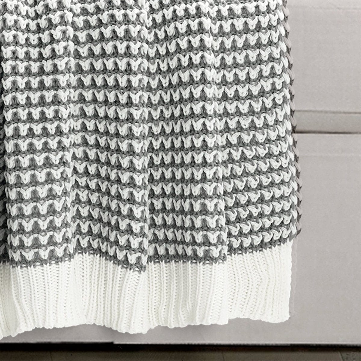 Chic And Soft Knitted Throw - Image 8